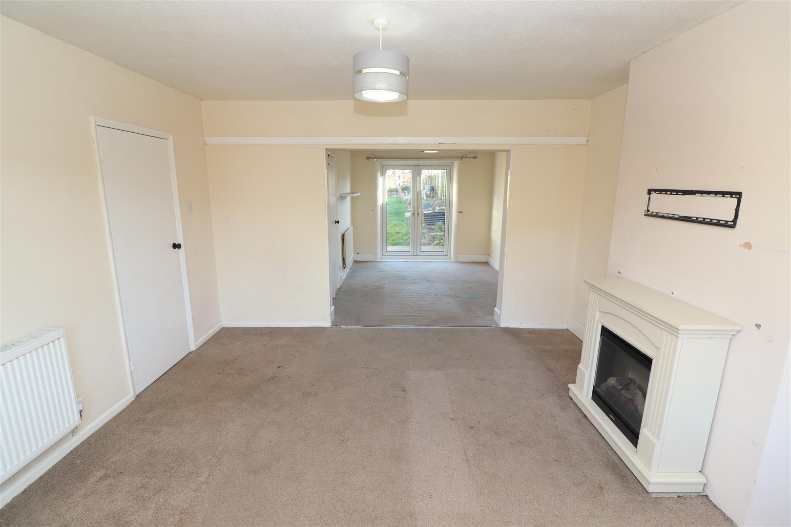 Property Image 8e266fac-4abe-4f70-8db6-bd65eb99b304