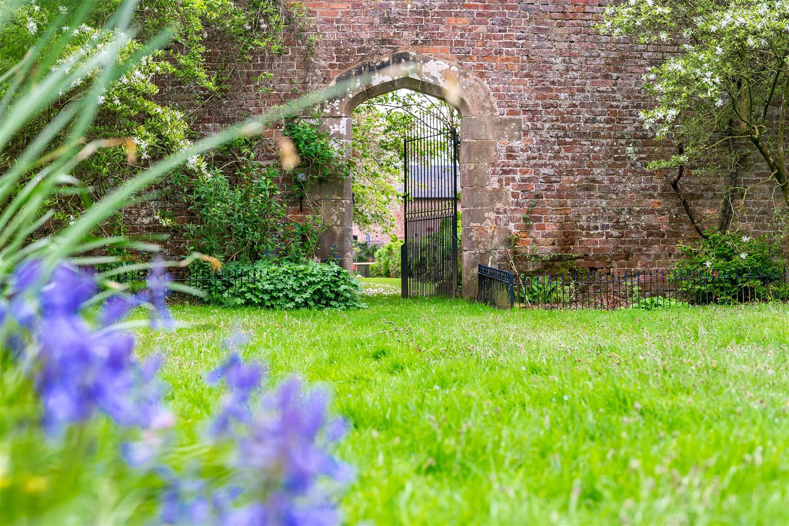 Property Image 8e26fb76-421c-4011-84fa-470a99aae35b