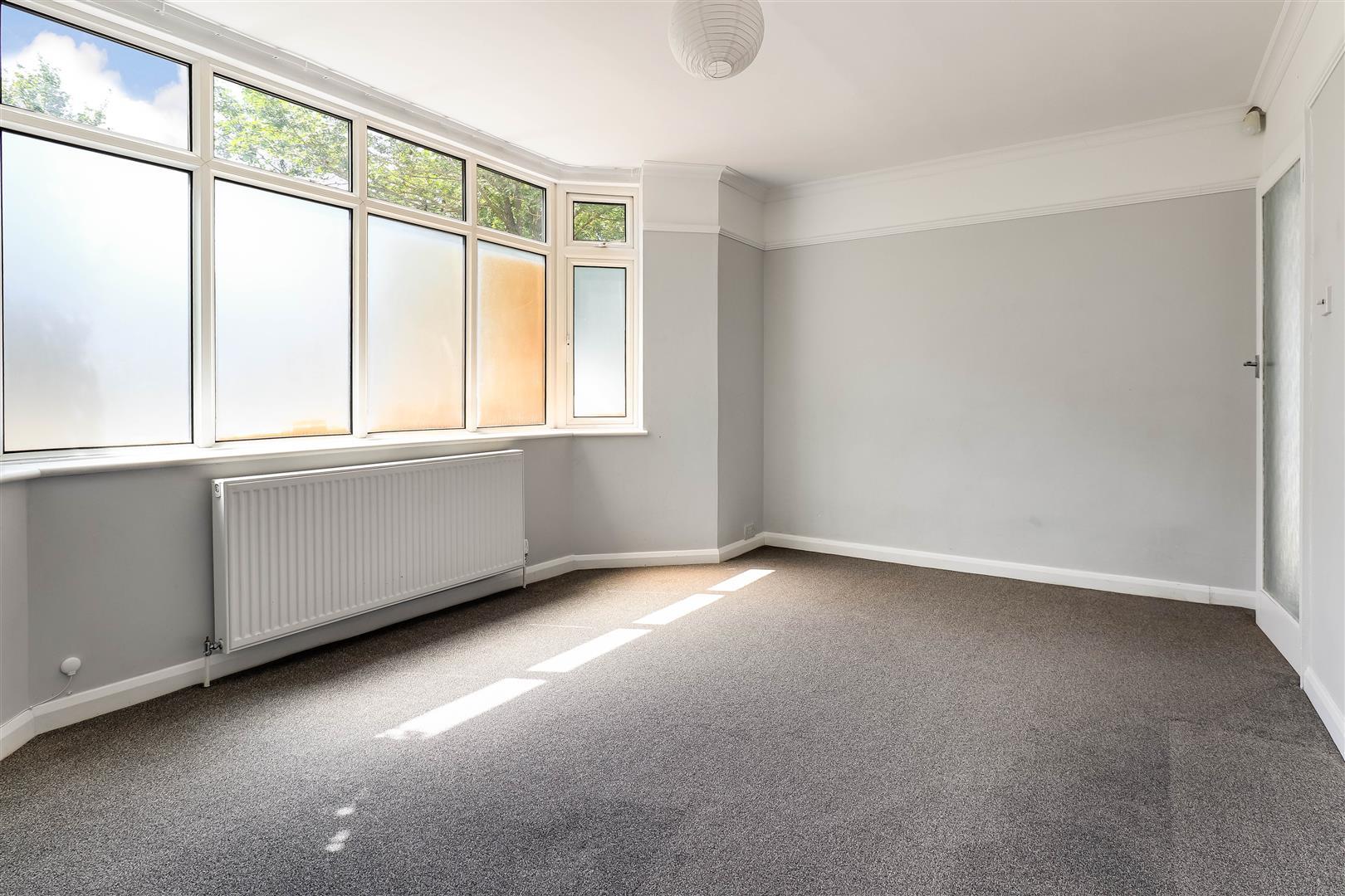 Property Image 8e279687-c0e6-4856-9e3a-f57479c8c86d