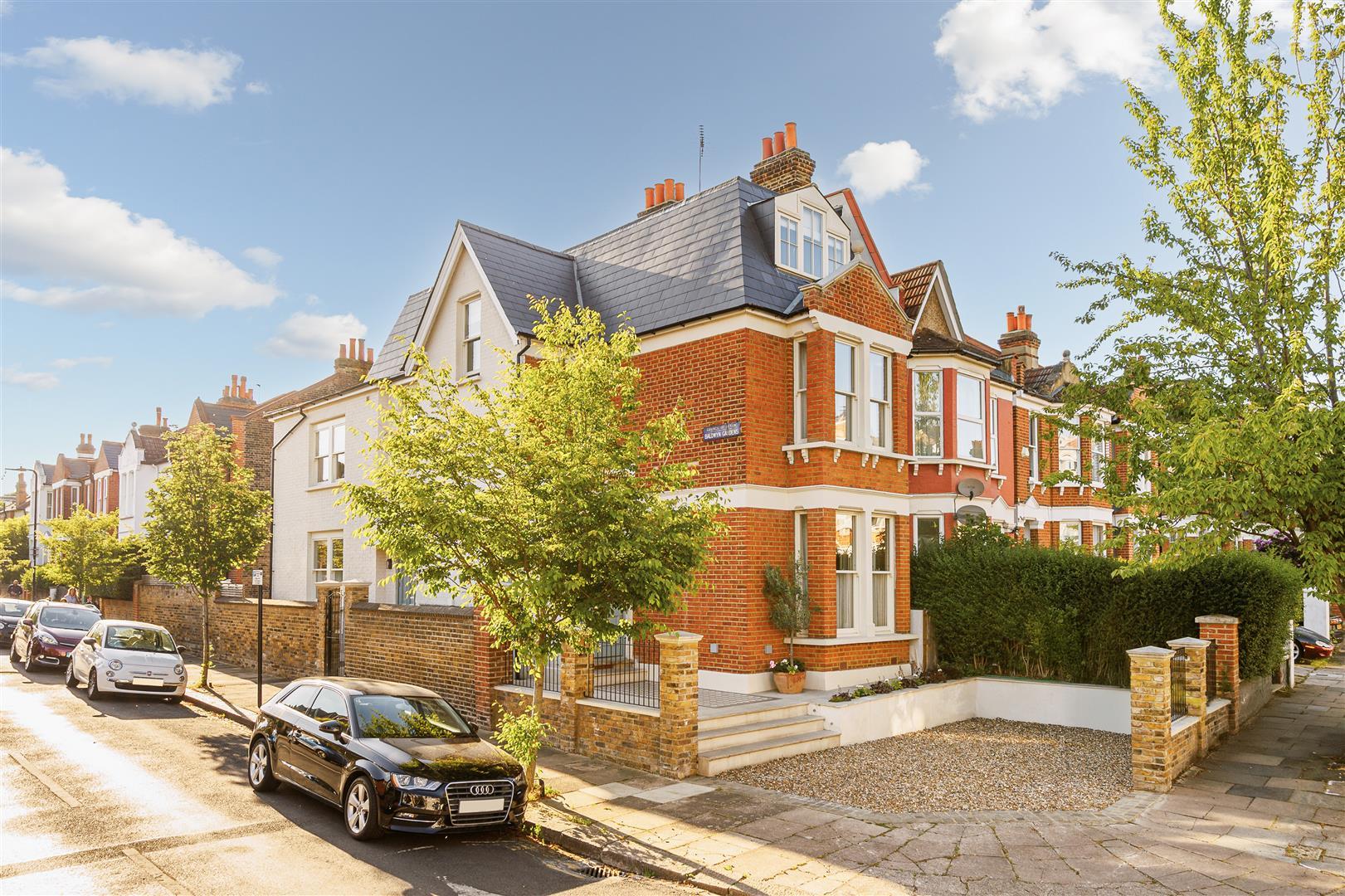 Property Image 8e354587-9834-4802-a5e4-6a6c66b11a39