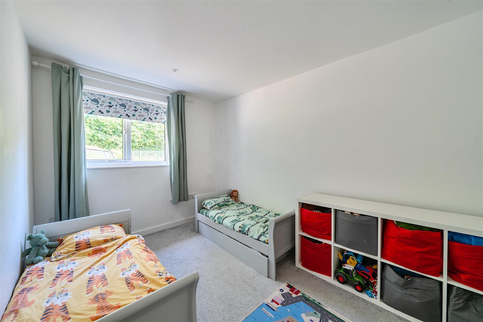 Property Image 8e44f4a6-4799-4e7f-8175-3c4f2d3d484d