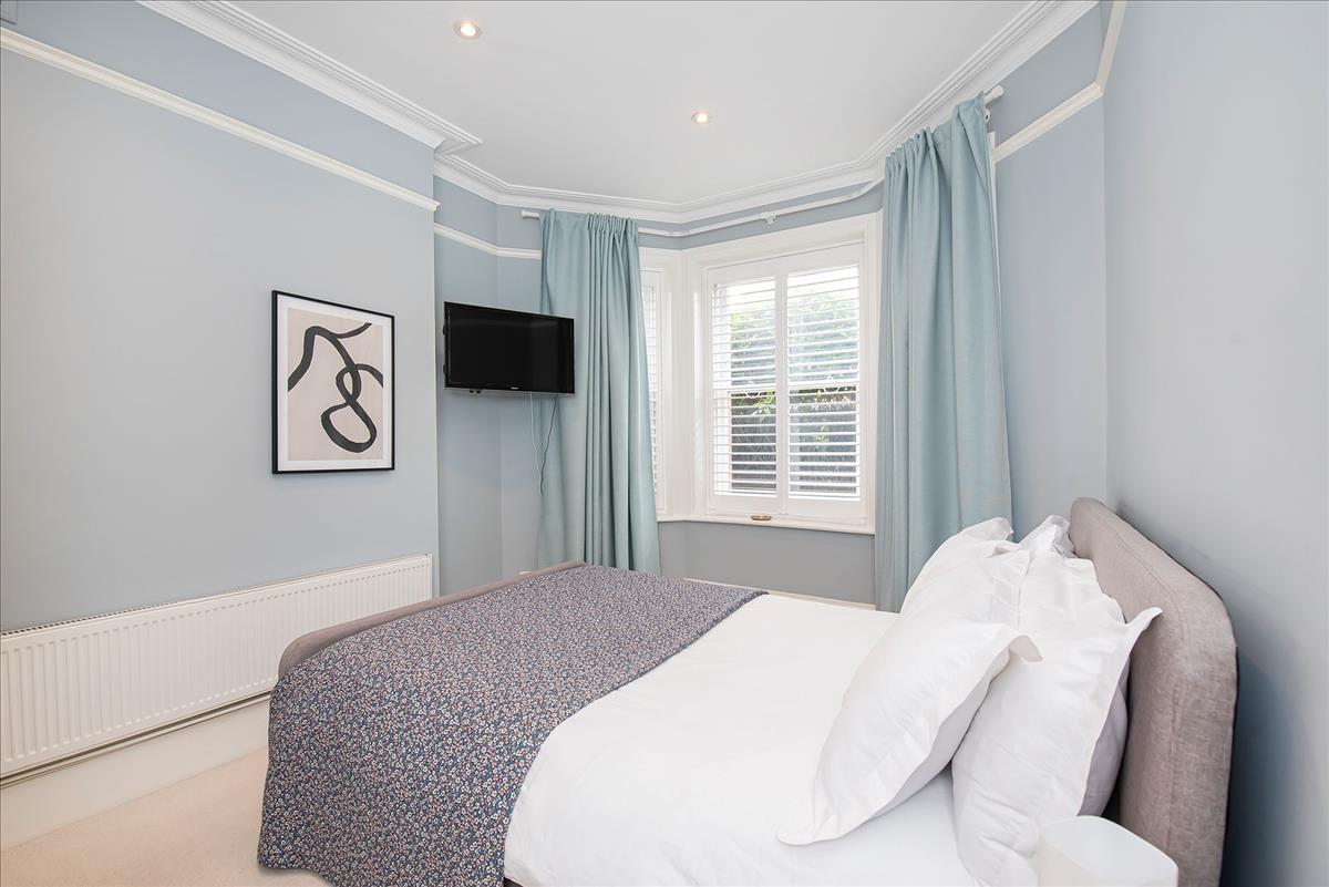 Property Image 8e4b1633-3bd2-46d2-b303-7c2d8ad5aaac