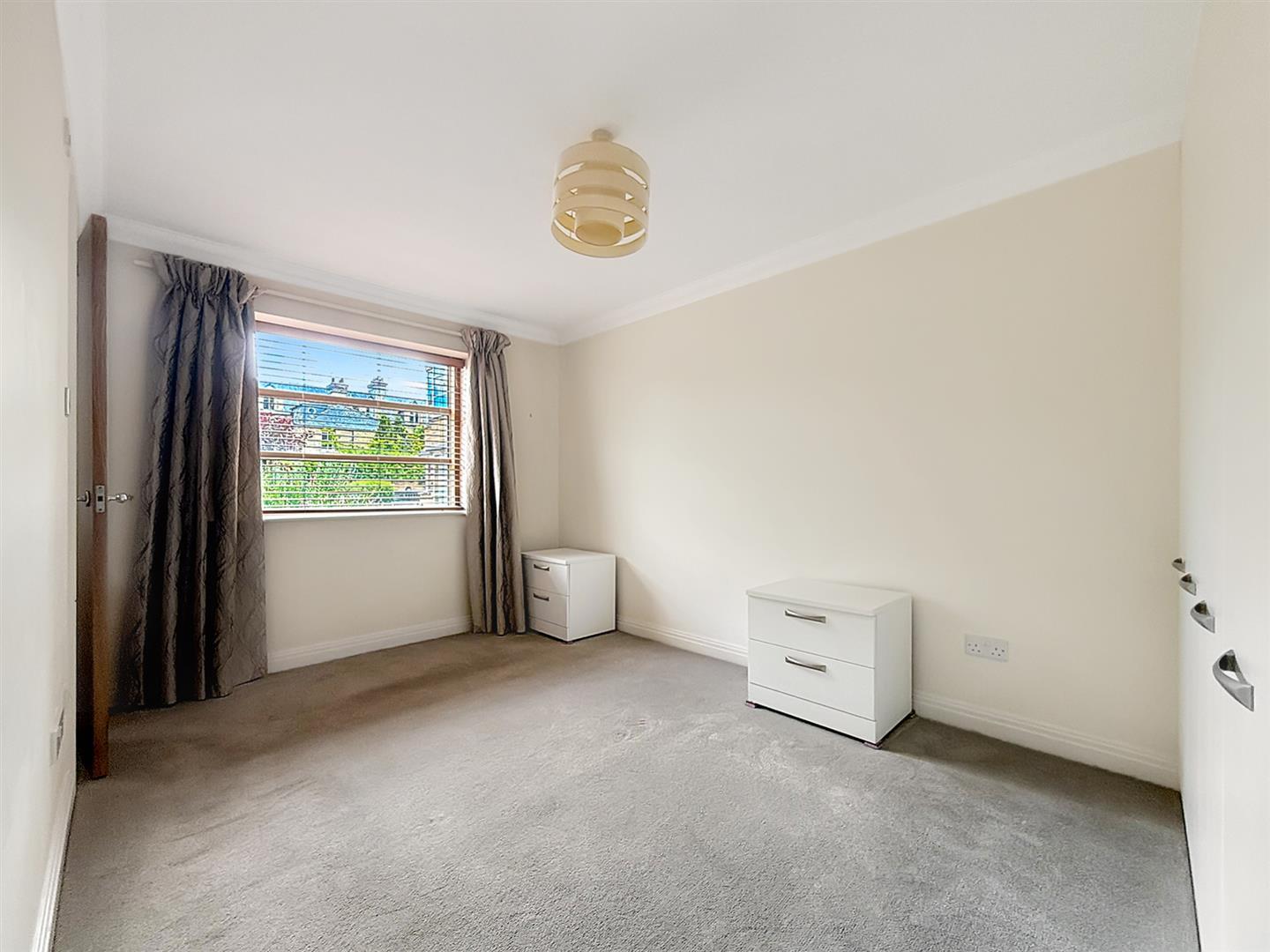 Property Image 8e54bd3c-ec89-491d-a066-bae4a60e8279