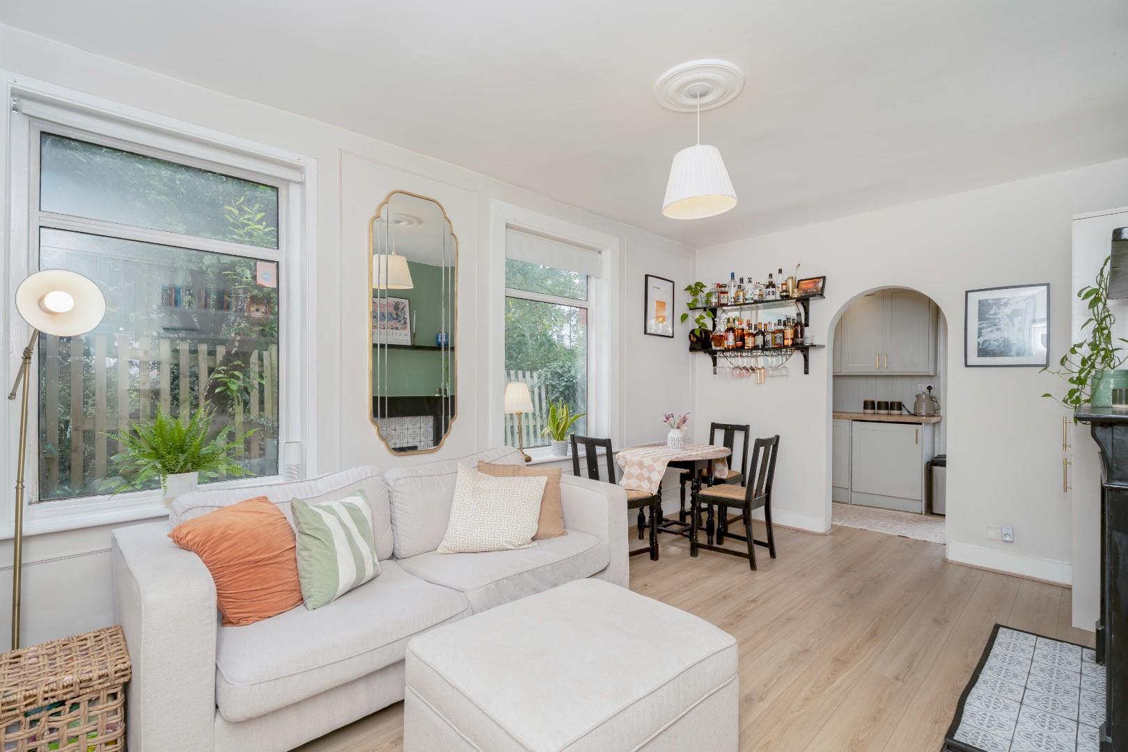 Property Image 8e60f6b3-e283-466d-a476-42388d4bd7ea