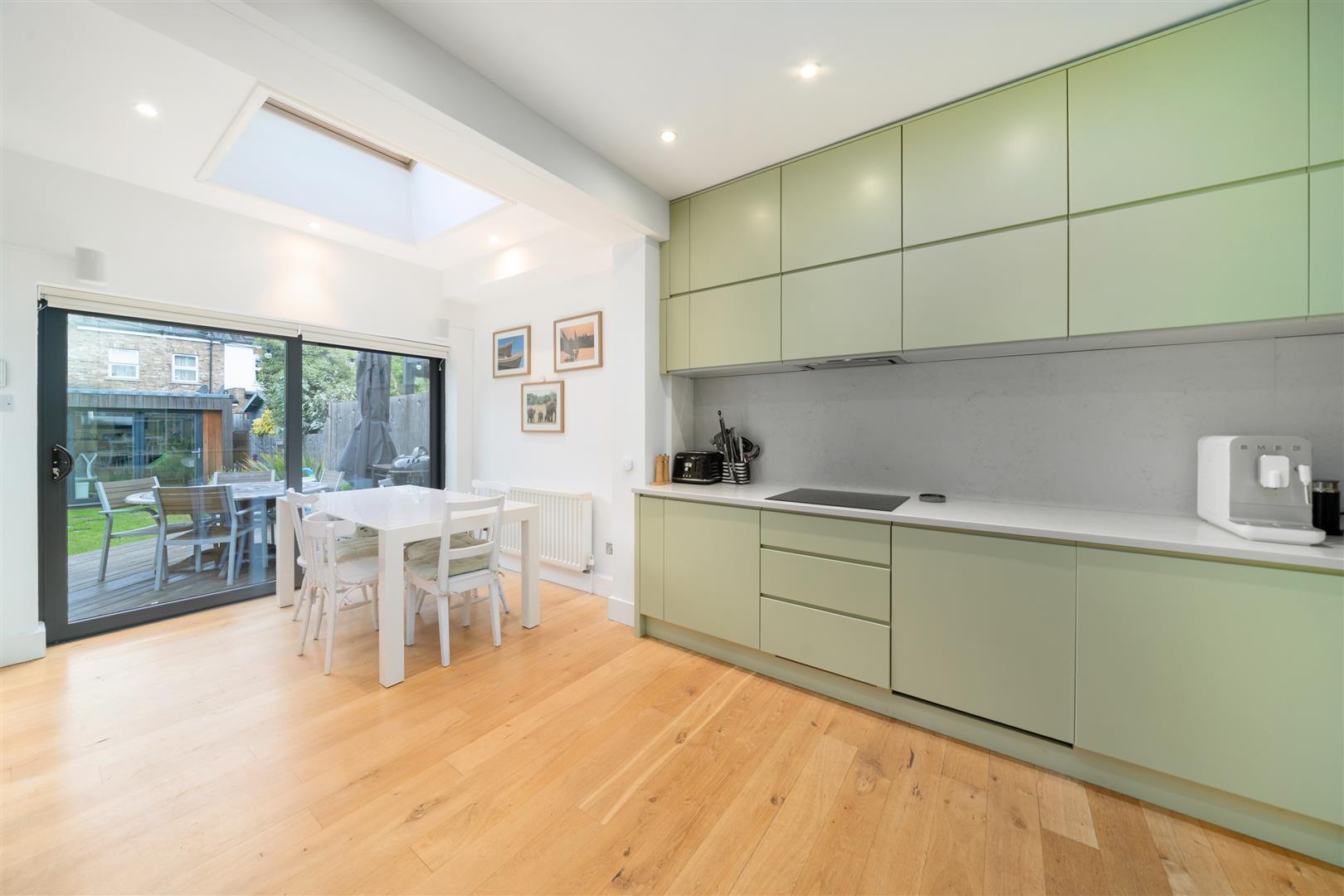 Property Image 8e6f1815-0d9a-4adf-a3a4-c9b2a4cf0bff