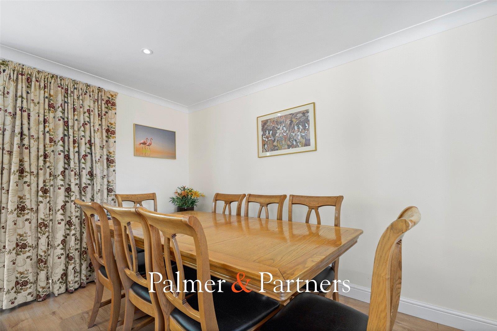 Property Image 8e71b9dc-8664-41d8-b38c-2e7e14e58939