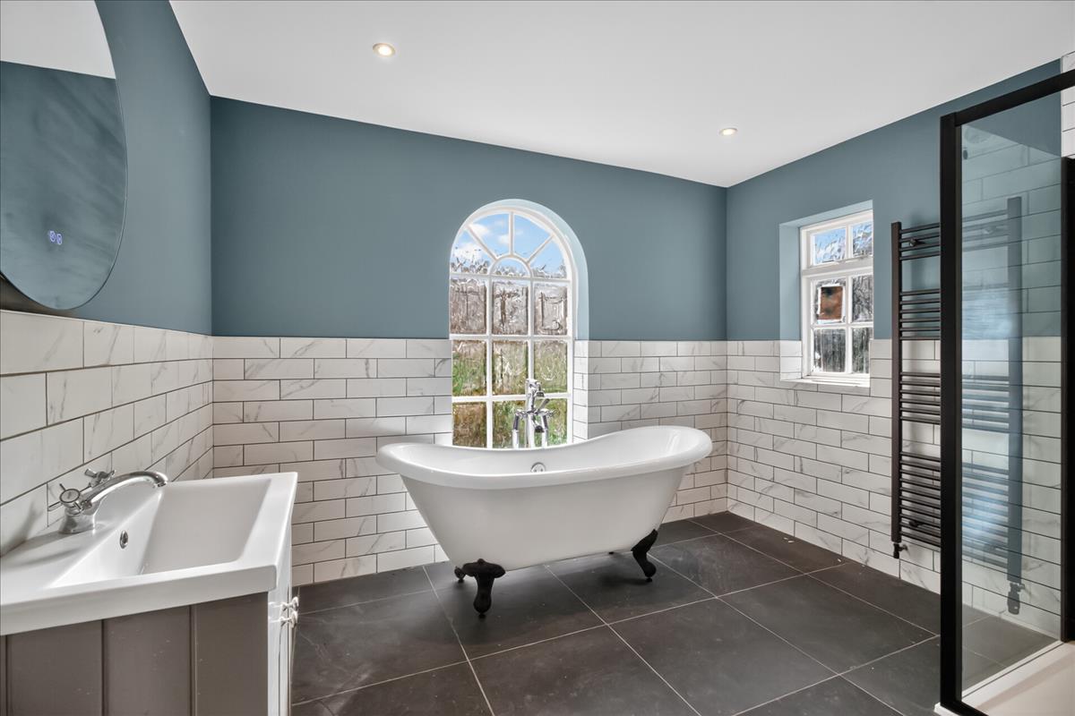 Property Image 8e7ee231-8671-40f1-9cc0-c74ce2a7143c