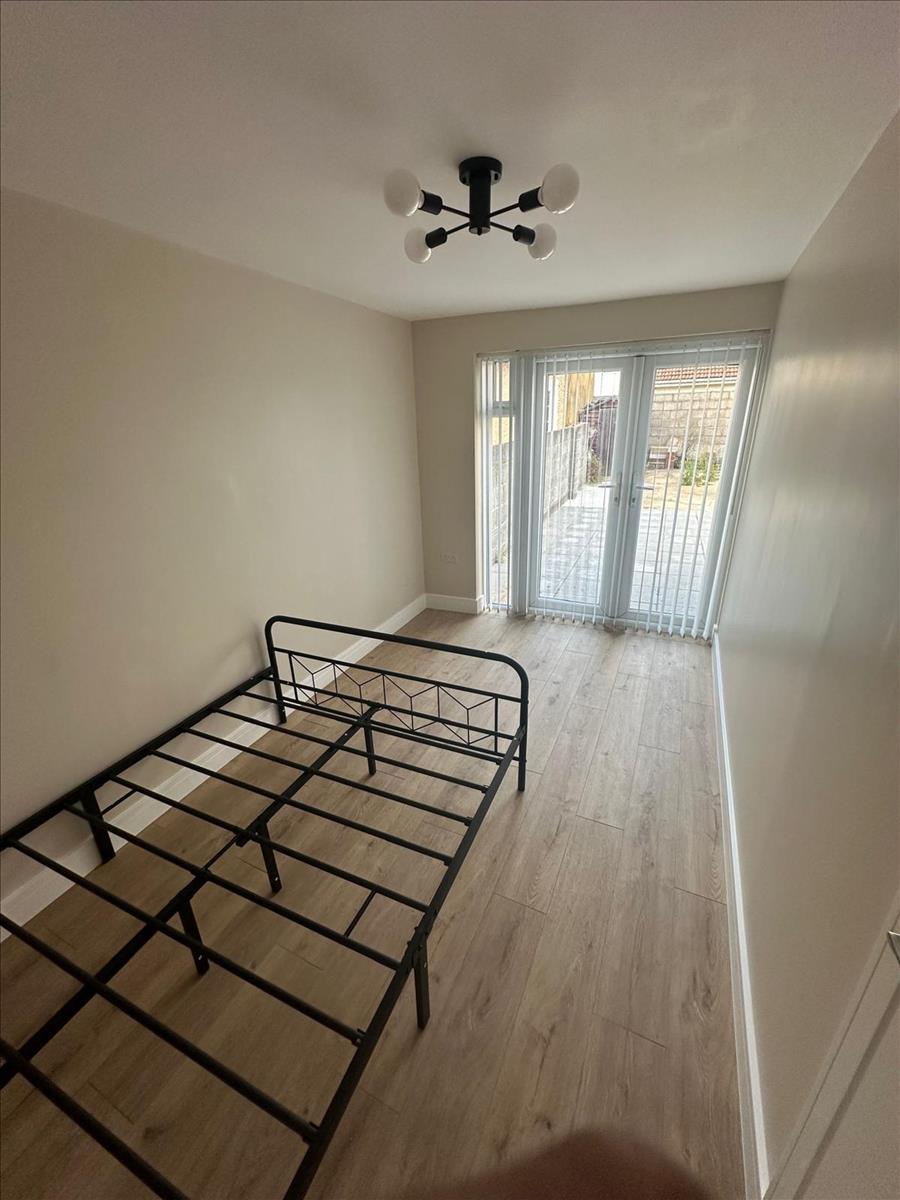 Property Image 8e80b766-4cad-4479-8670-effe2ed032b2
