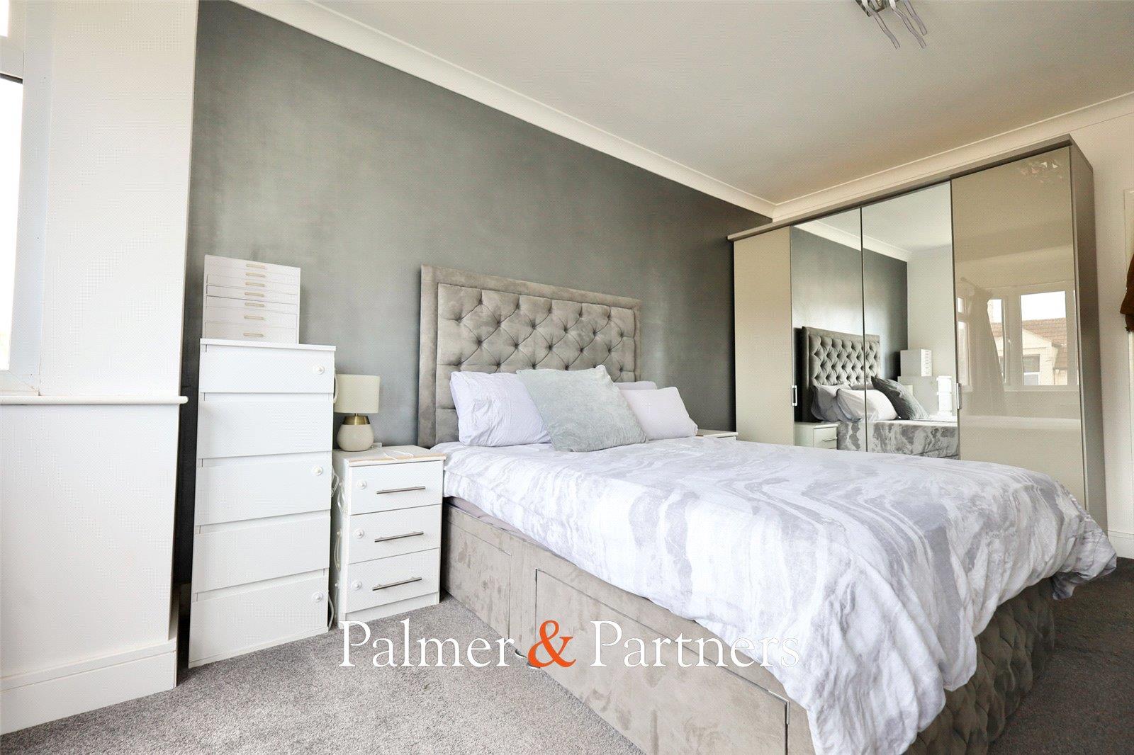 Property Image 8e8266cd-b7cf-42ba-a154-87d3a2cdc055