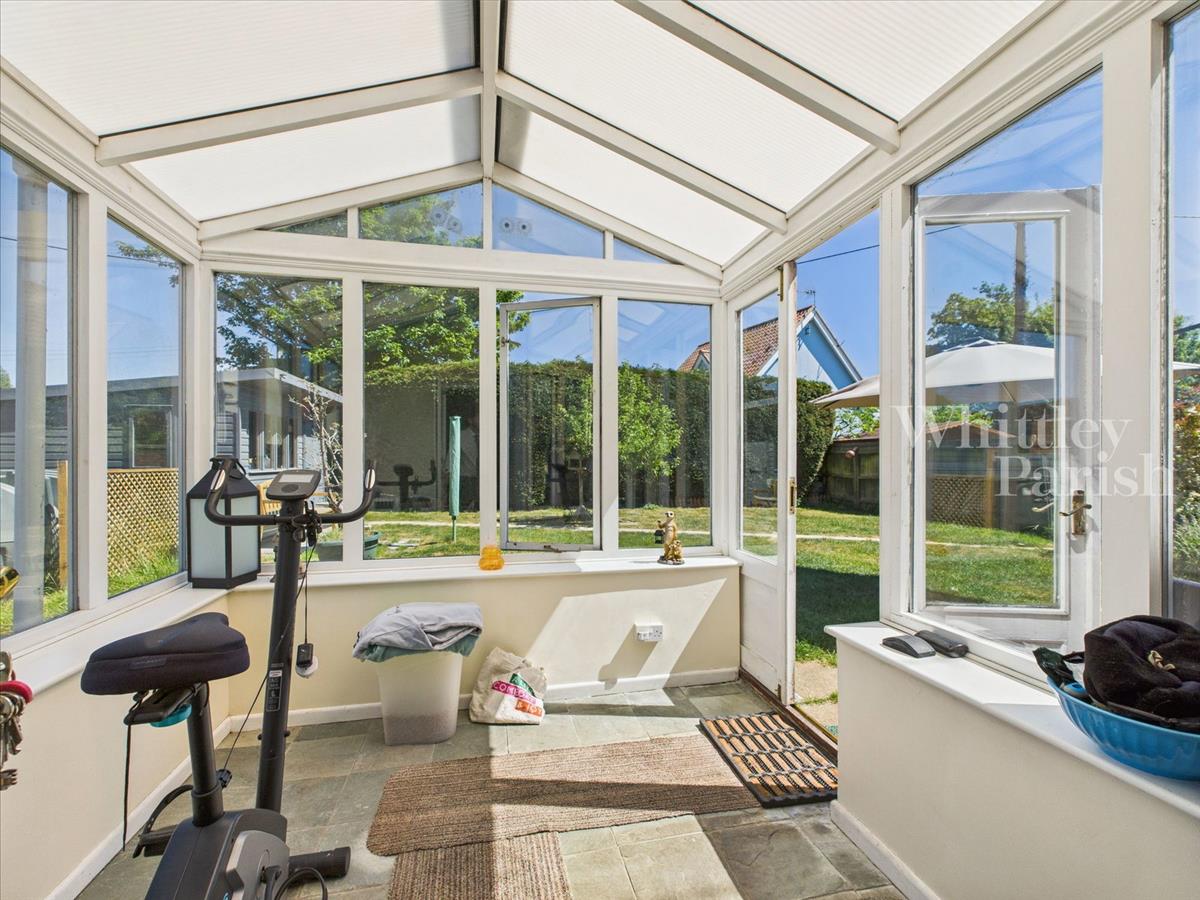 Property Image 8e882d86-8b72-4ff7-85cf-efc8aa8d331a