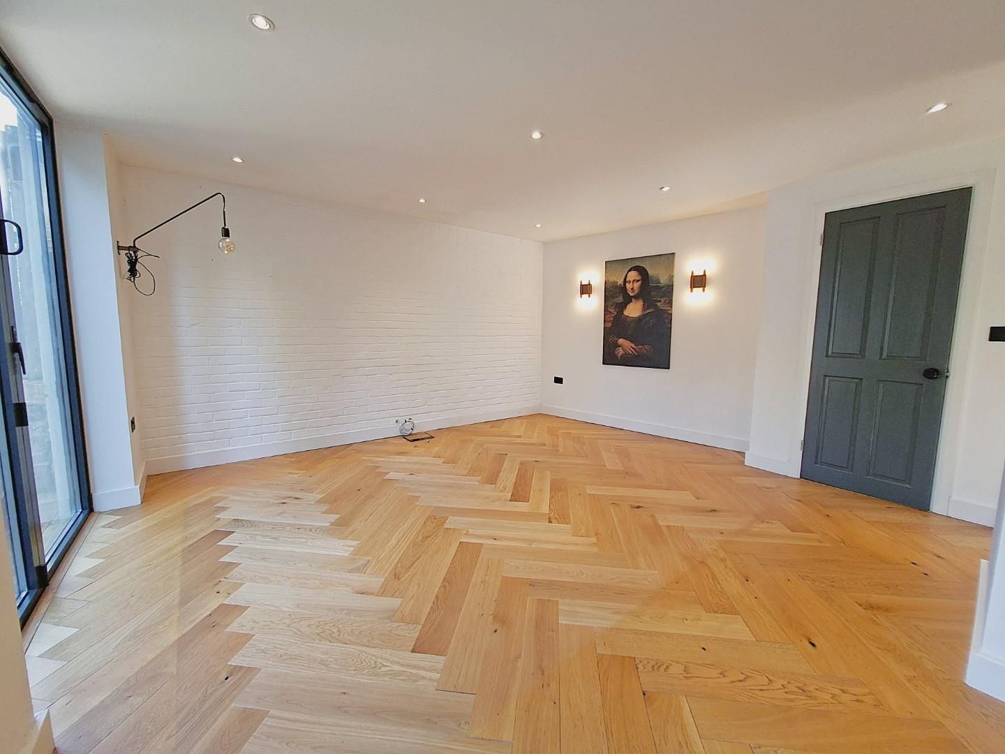 Property Image 8e96b3f9-c6fd-4c80-a503-097383d175ea