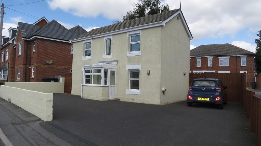 Property Image 8e970a0e-7c55-4b8a-920c-12755393d71e