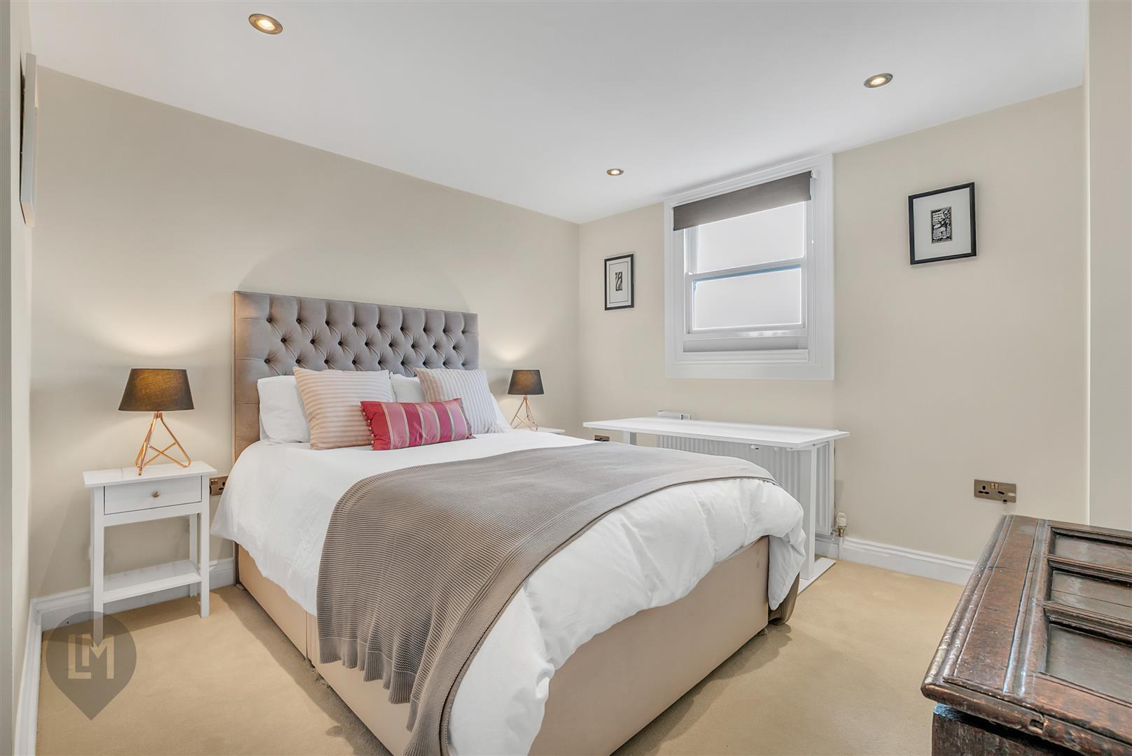Property Image 8e9d5866-966f-4e08-8479-19e0bf0760dc