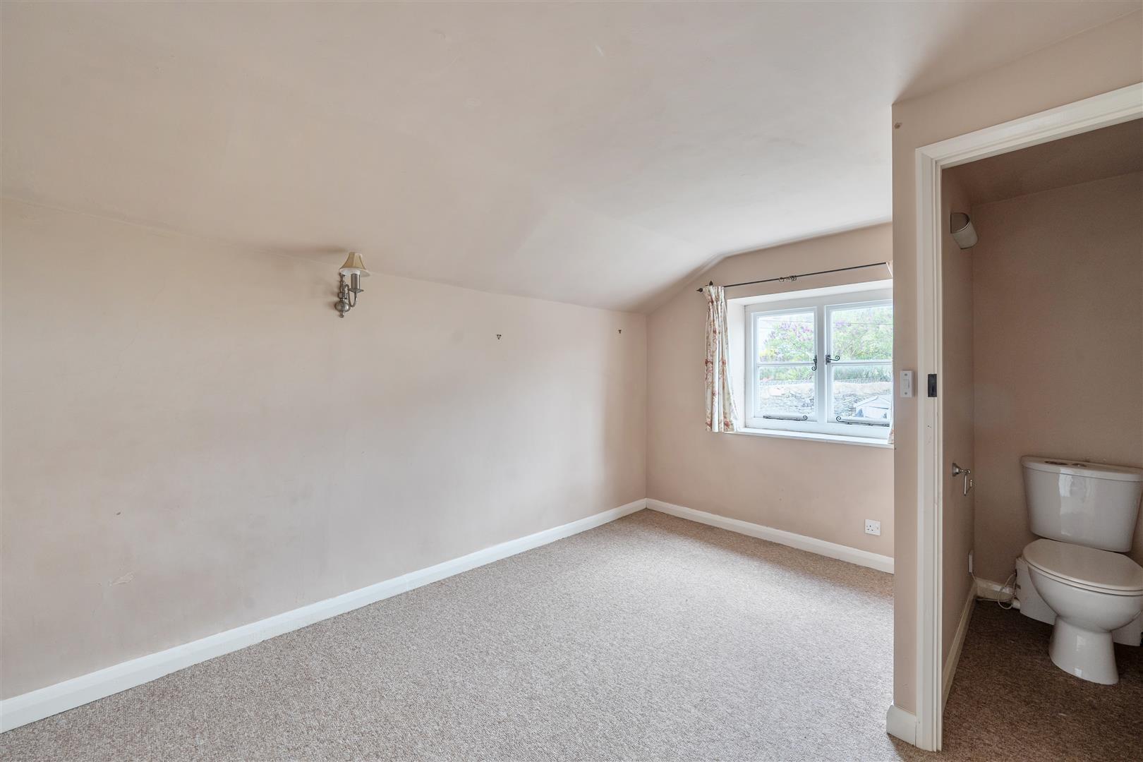 Property Image 8ea74e51-6503-4e80-a01c-93b15f973b62