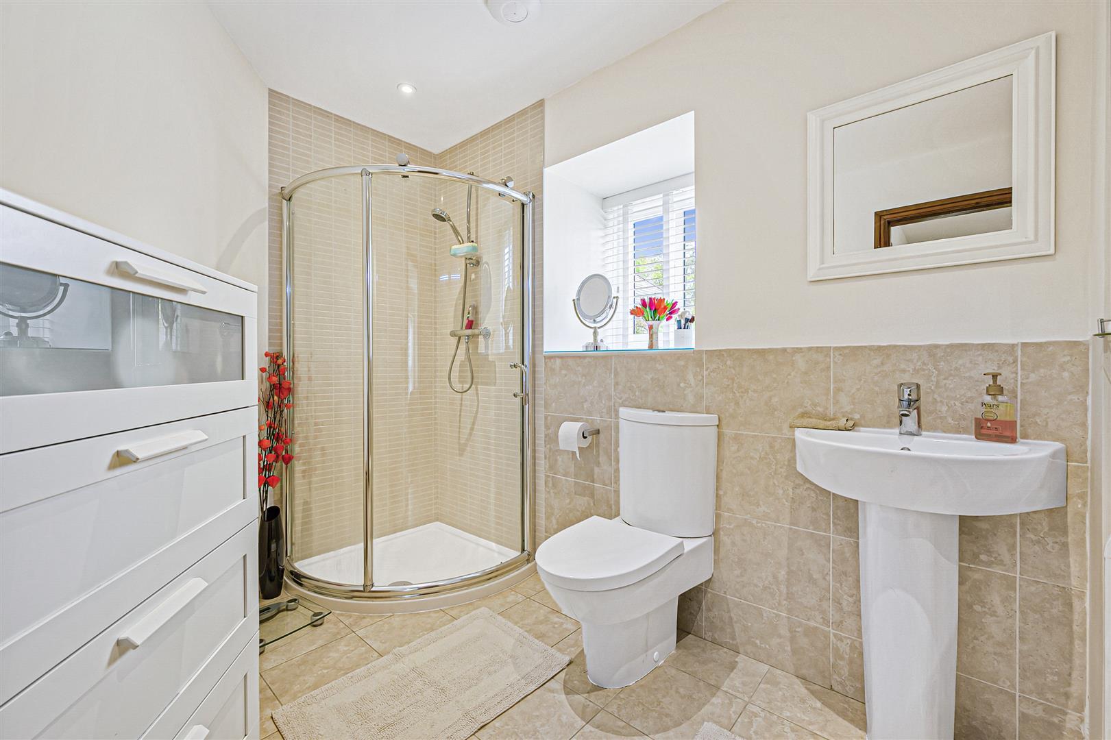 Property Image 8eb746ef-5dde-4802-8fb3-647b4c41cc4d