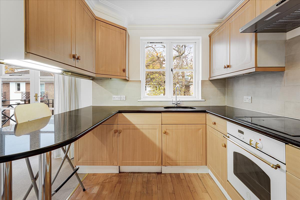 Property Image 8ebbbb30-3006-44f1-bf82-3d0b1e0f7c65