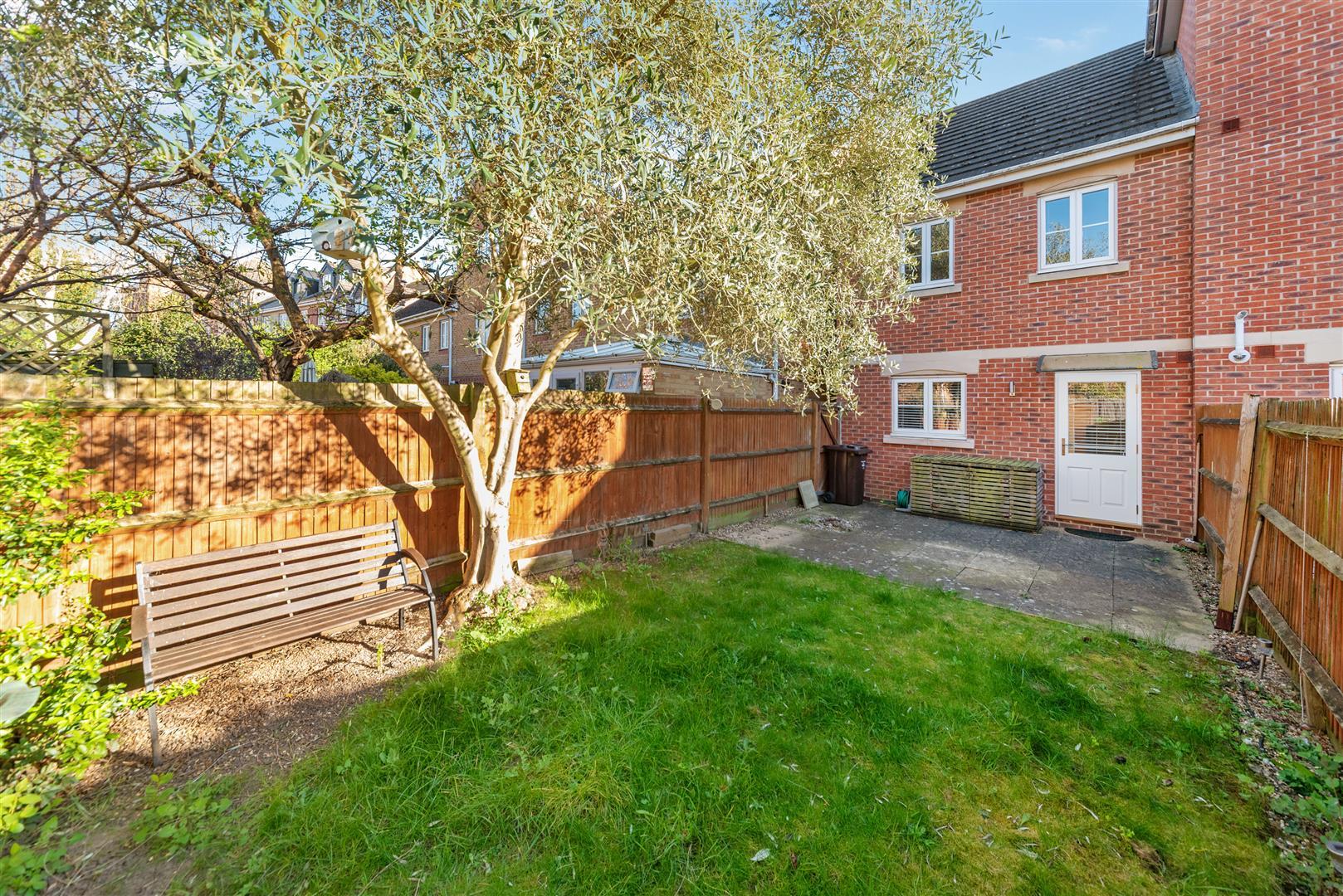 Property Image 8ecc34fd-a80f-4122-8c89-d8997c6e5977