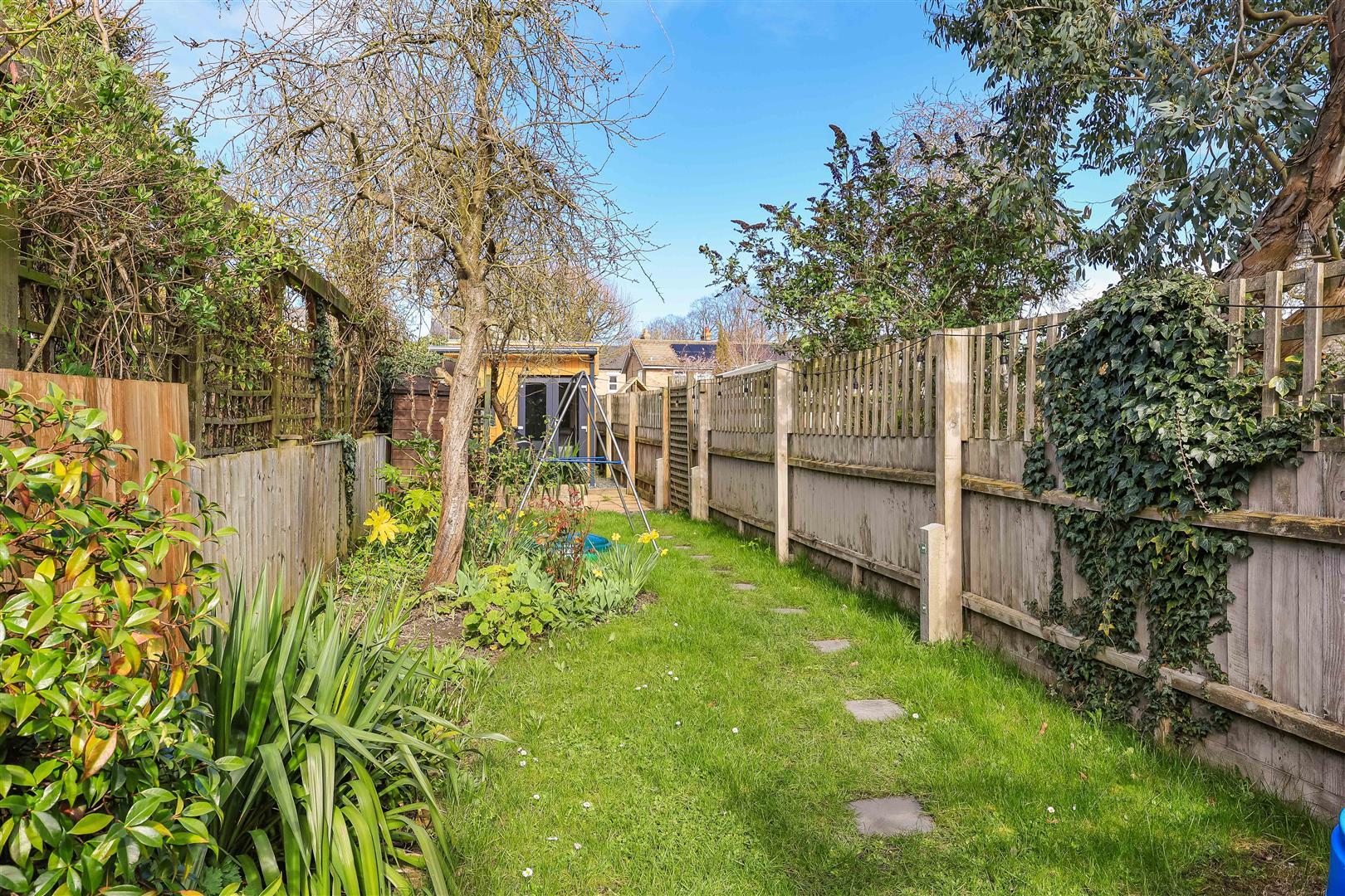 Property Image 8ee26979-d98b-4897-85a9-b3b3a95d5473