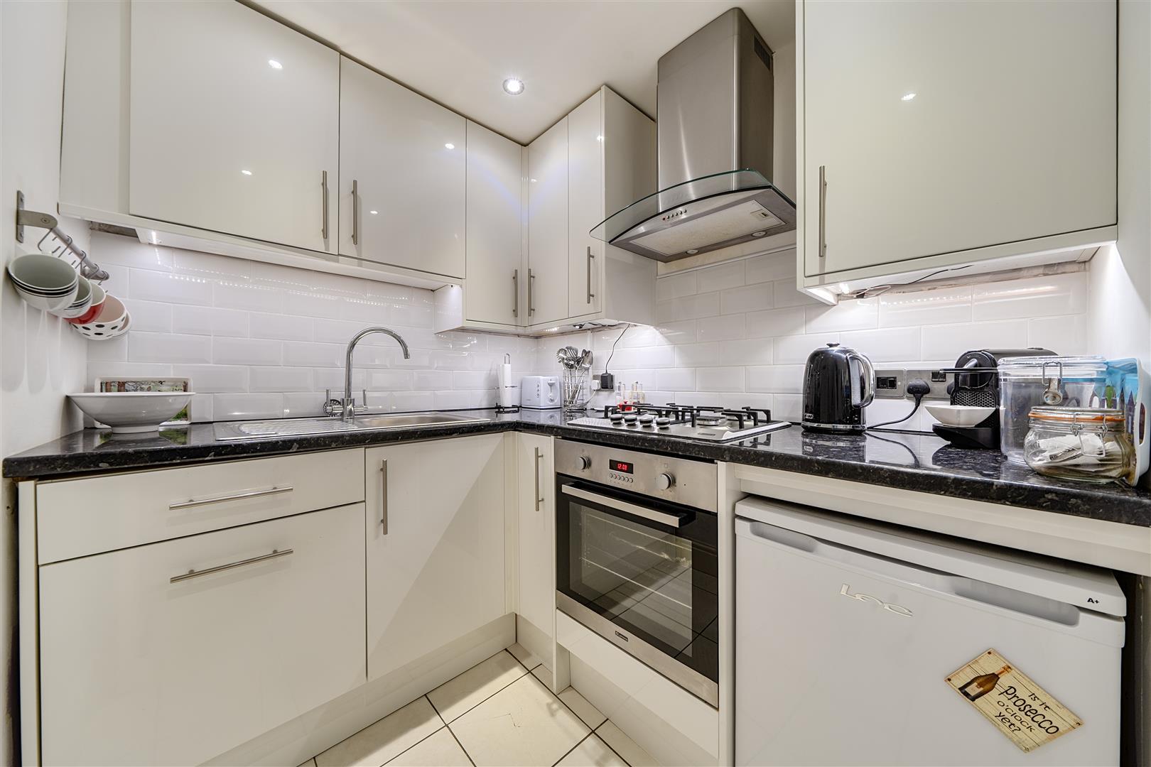 Property Image 8eef0149-8d1e-43d0-8d11-4dc646ef7025