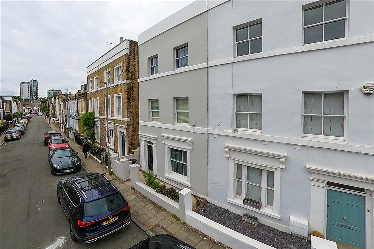 Property Image 8ef03c00-0261-4482-89ea-65d06cd6df50