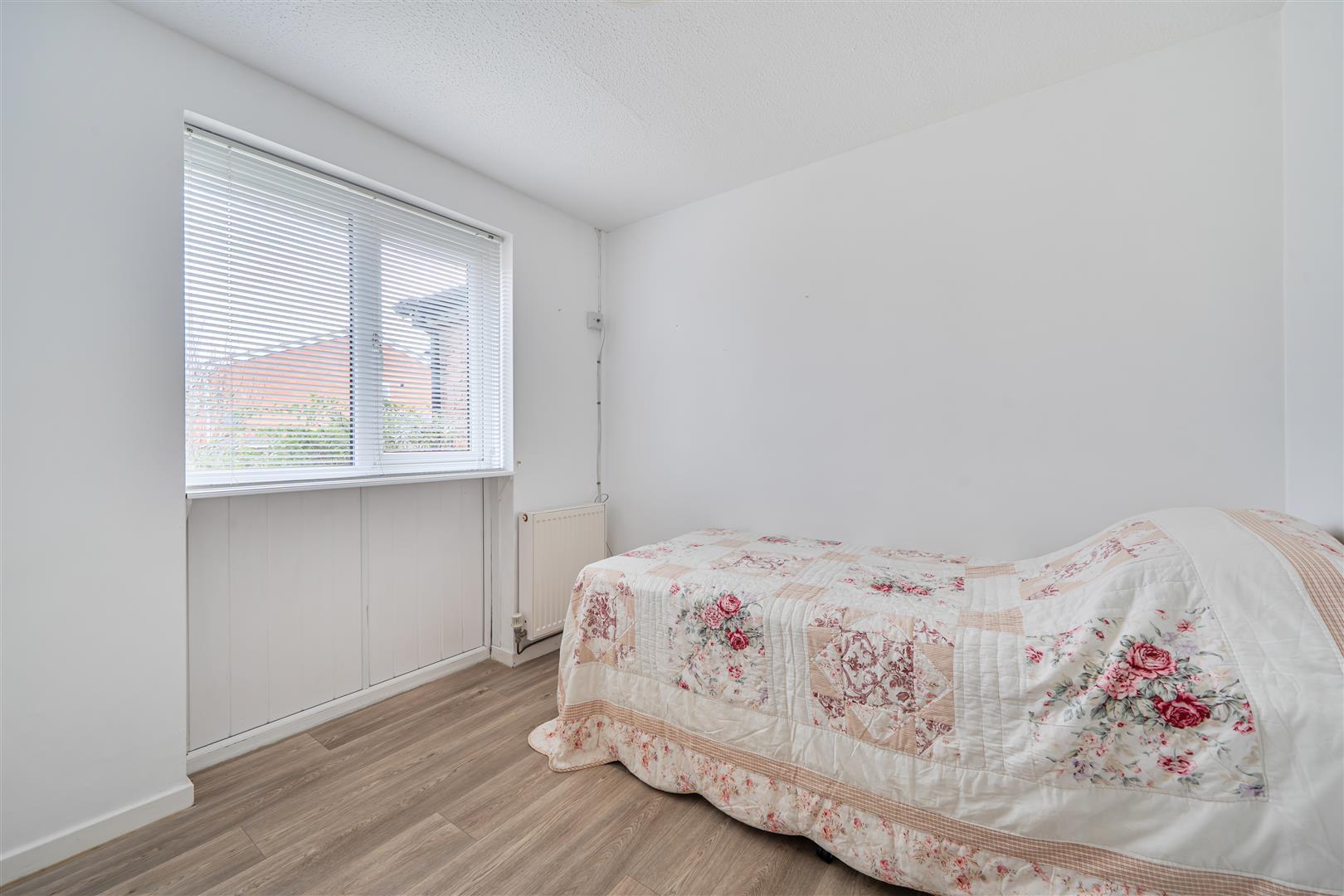 Property Image 8ef8d5b4-3402-4e1f-8dad-e393642ff099