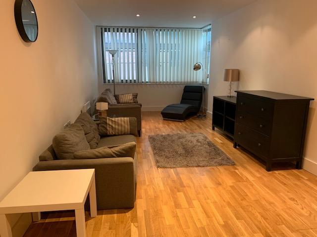 Property Image 8ef92a3c-b95b-4503-b241-f339e56268df
