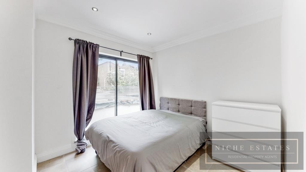 Property Image 8f07cf77-e720-4722-8814-5501132a35ac