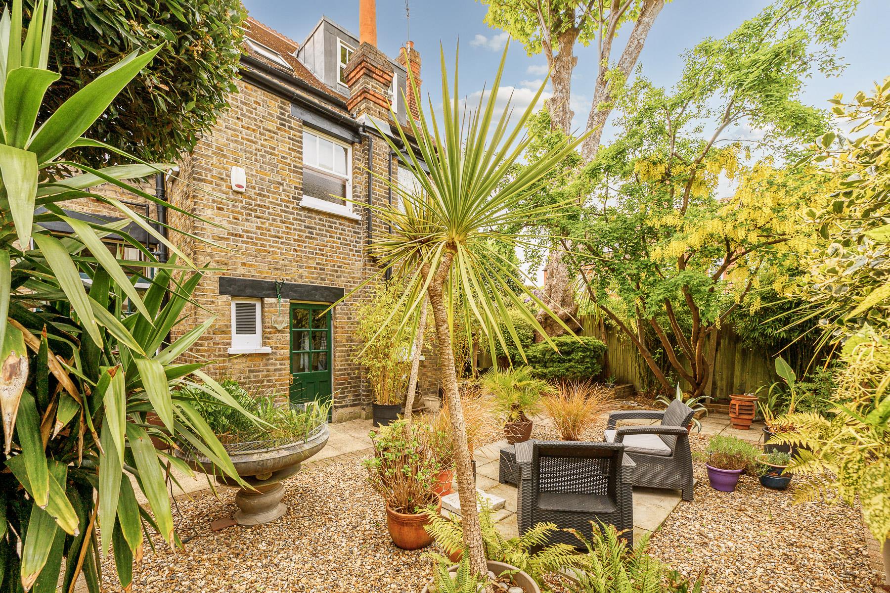 Property Image 8f0add31-f0d0-4869-8d27-d99cc47b93a5