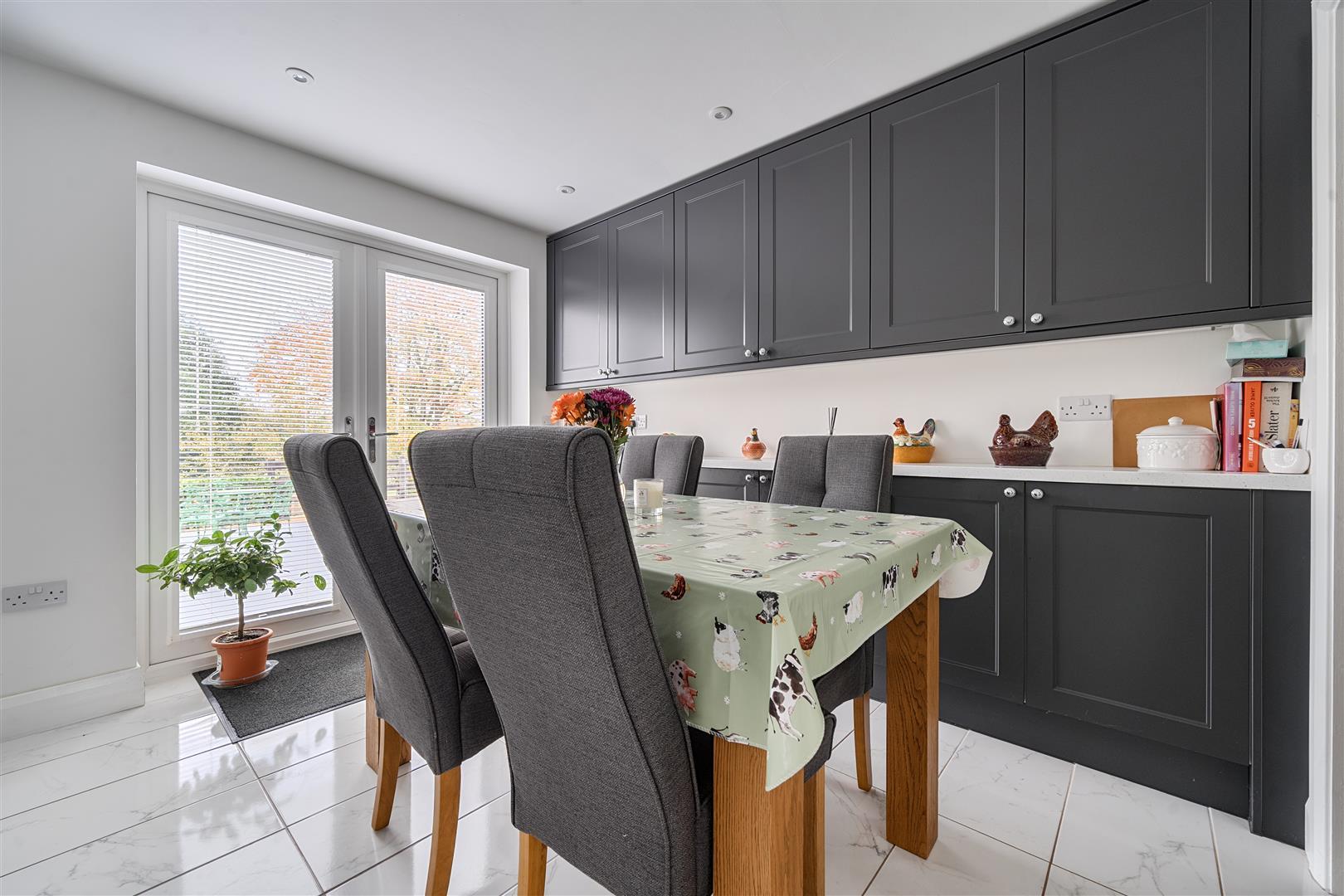 Property Image 8f169c82-466e-4cf5-a012-6c9d8253c79b