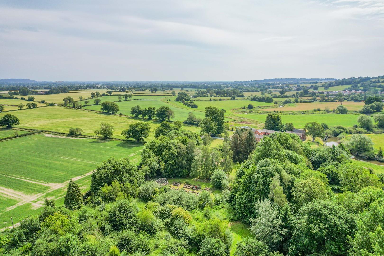 Property Image 8f19a7d2-9807-433d-b9c3-3d3433e84853