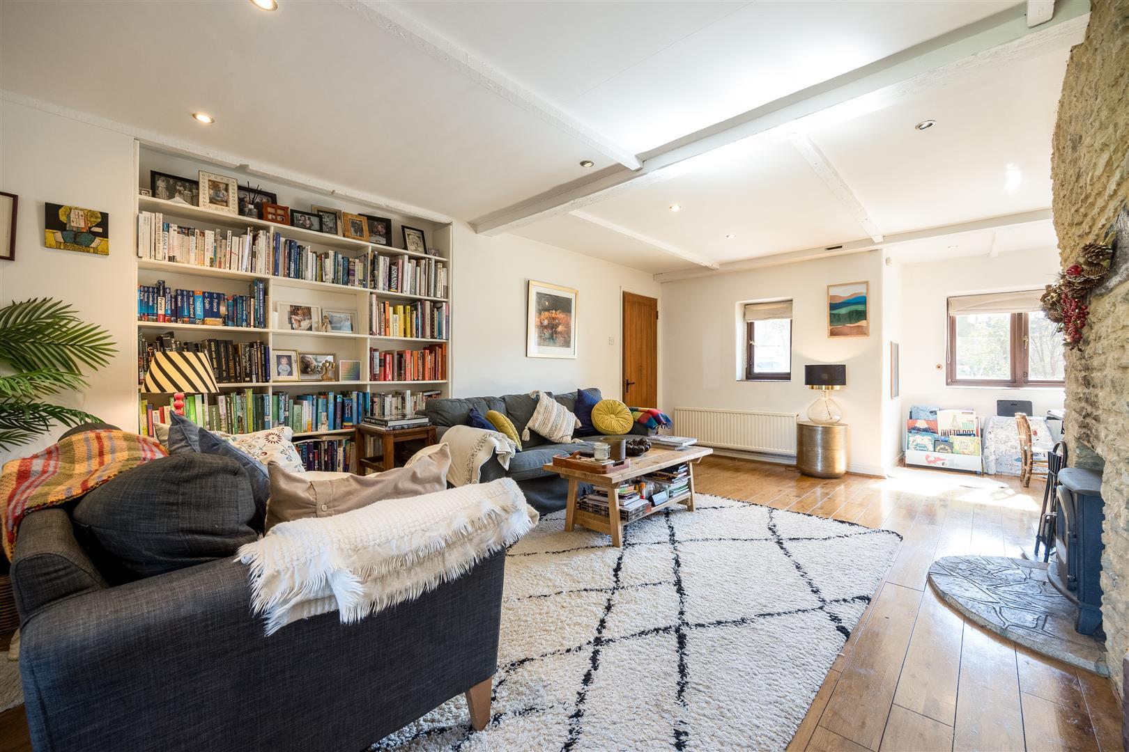 Property Image 8f1fec5d-74c3-44ac-8696-e00288059f00