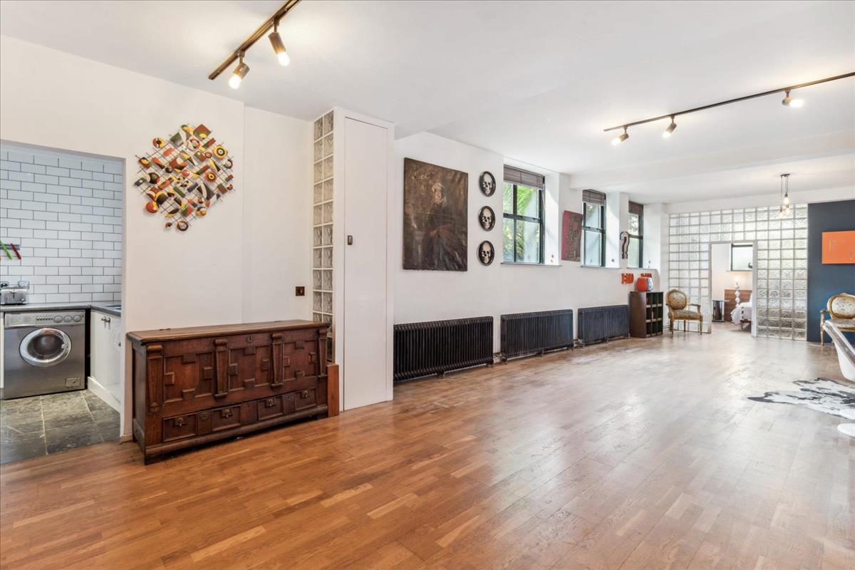 Property Image 8f2574fa-6f24-4995-92d9-8374dff6a80c