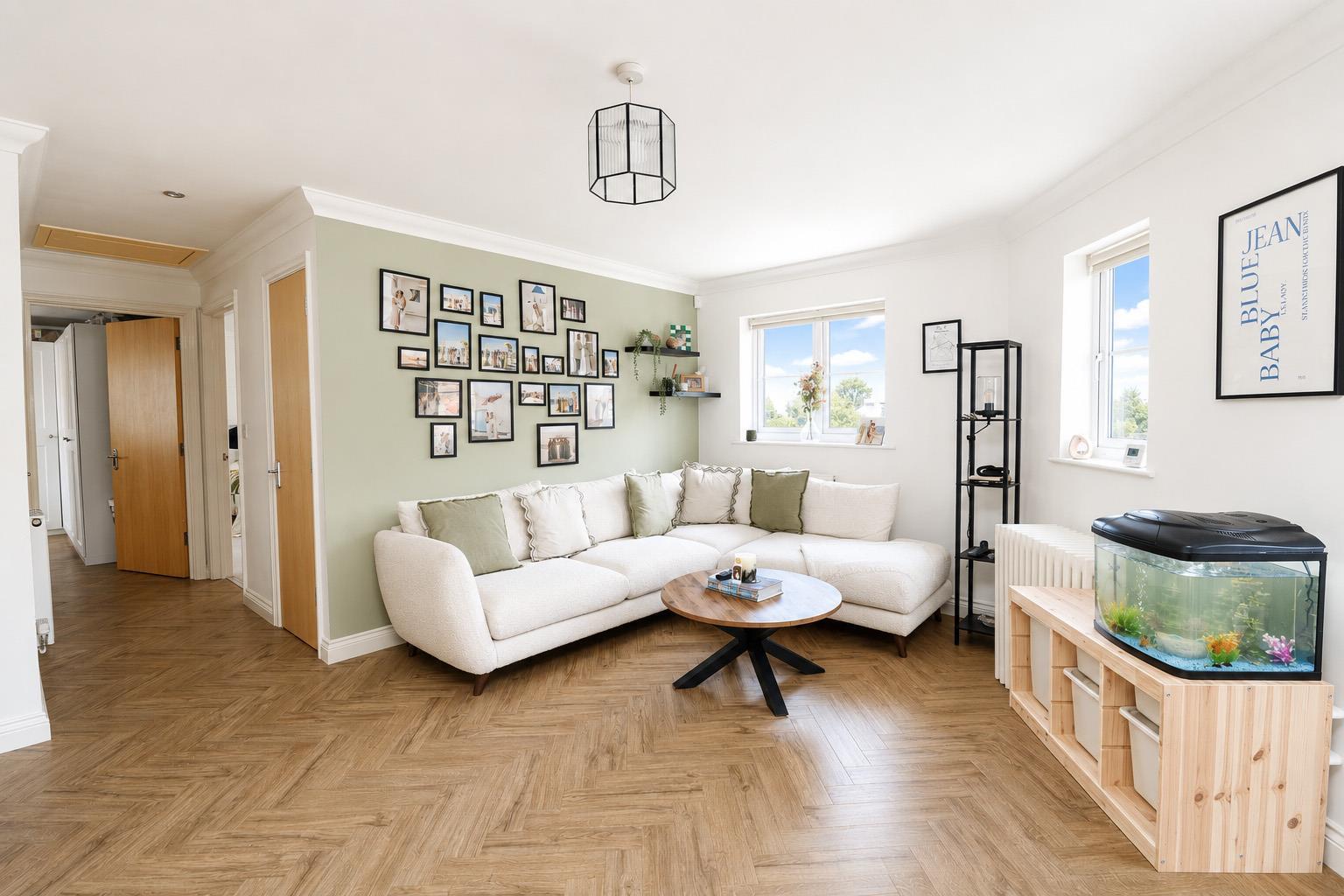 Property Image 8f30f7e6-f7d3-49a5-946b-aab45f3f580f
