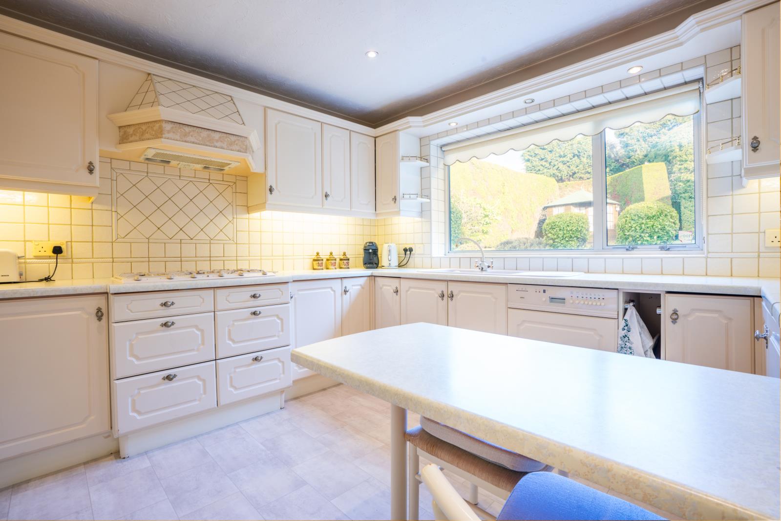 Property Image 8f31429c-8742-46dd-b5af-ca45c0119898