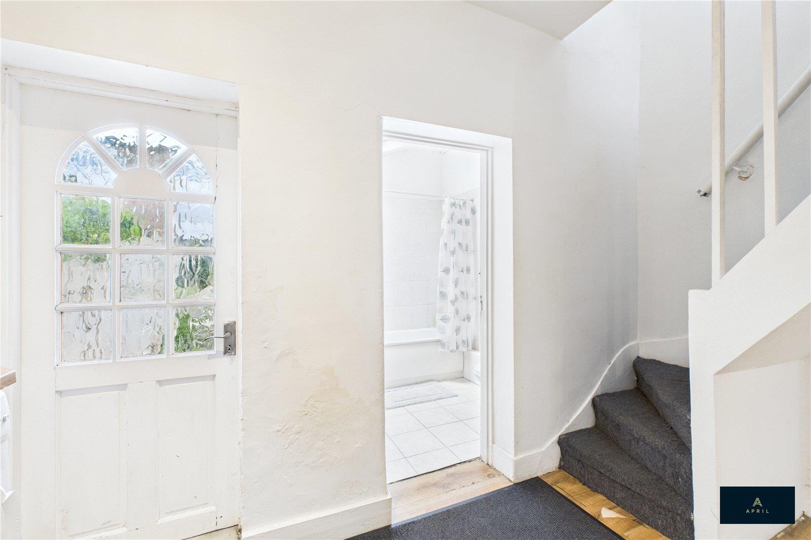 Property Image 8f31fcea-8b01-41d9-9bd9-fb63ddf8d689