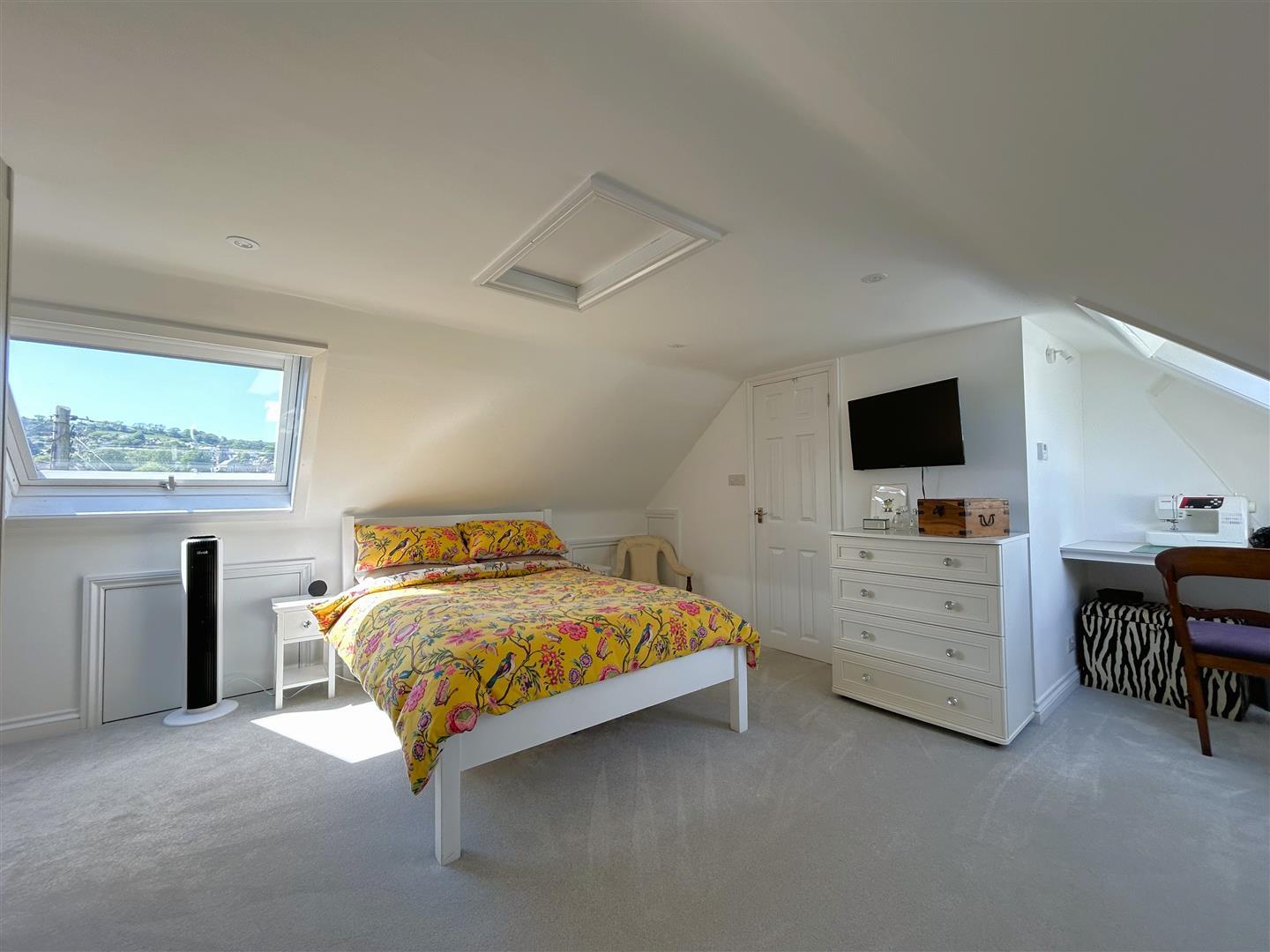 Property Image 8f3359a4-8edb-4c95-af92-e1f87f64287a