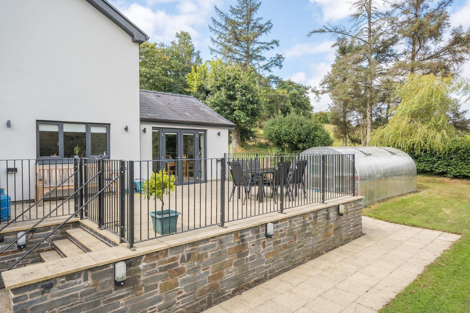 Property Image 8f343f08-a1e4-46b7-9043-8a1937cbbc0e