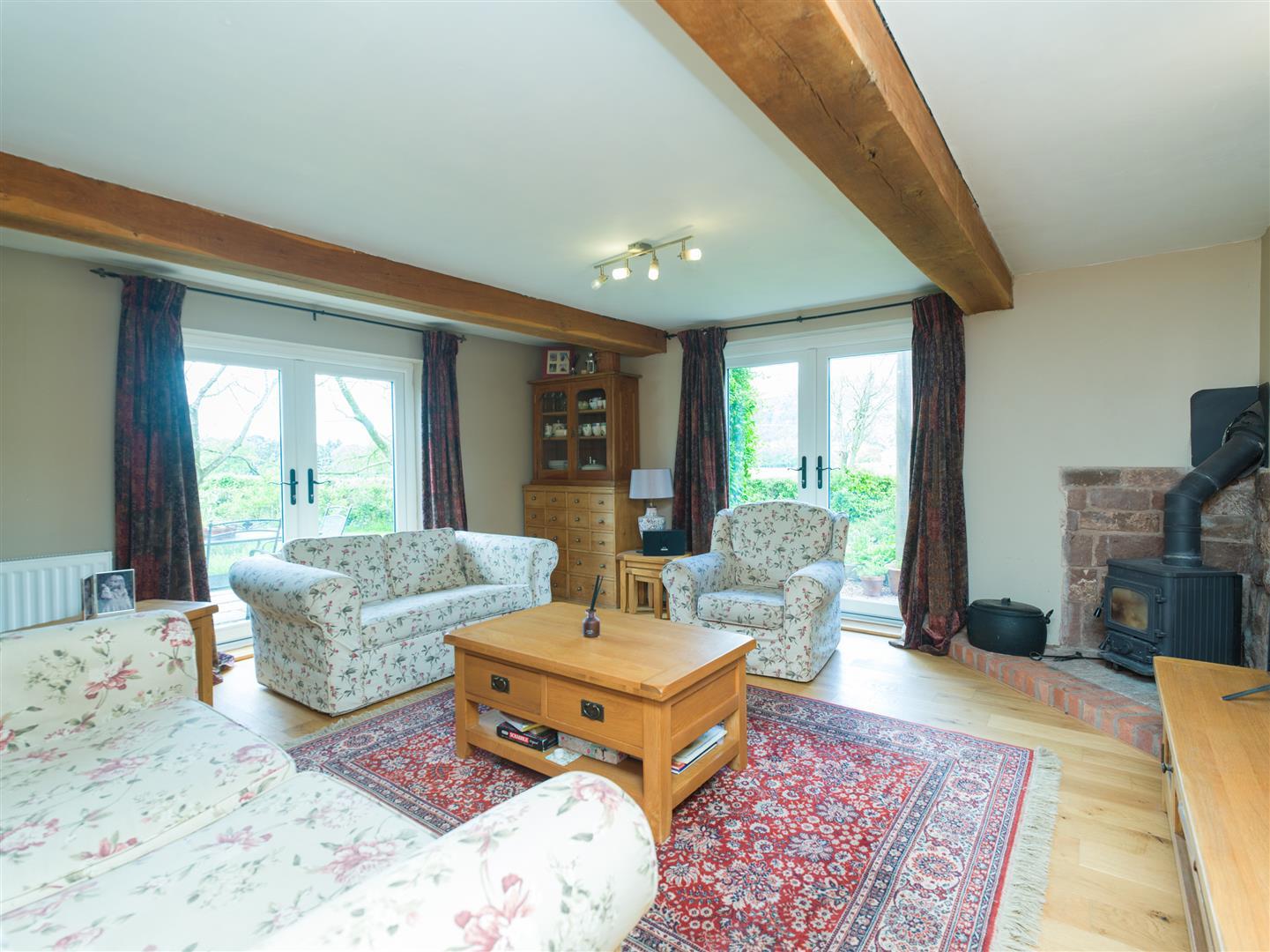 Property Image 8f3945b5-161e-4cd0-904f-b59984396082