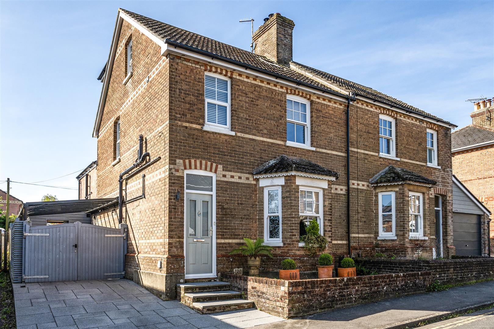 Property Image 8f42c827-383e-4c27-98d1-a6fd6e059383