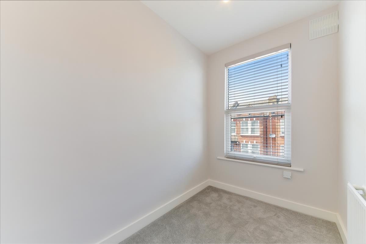 Property Image 8f48eb9b-3dfd-418a-9f64-0f006c3c30dd