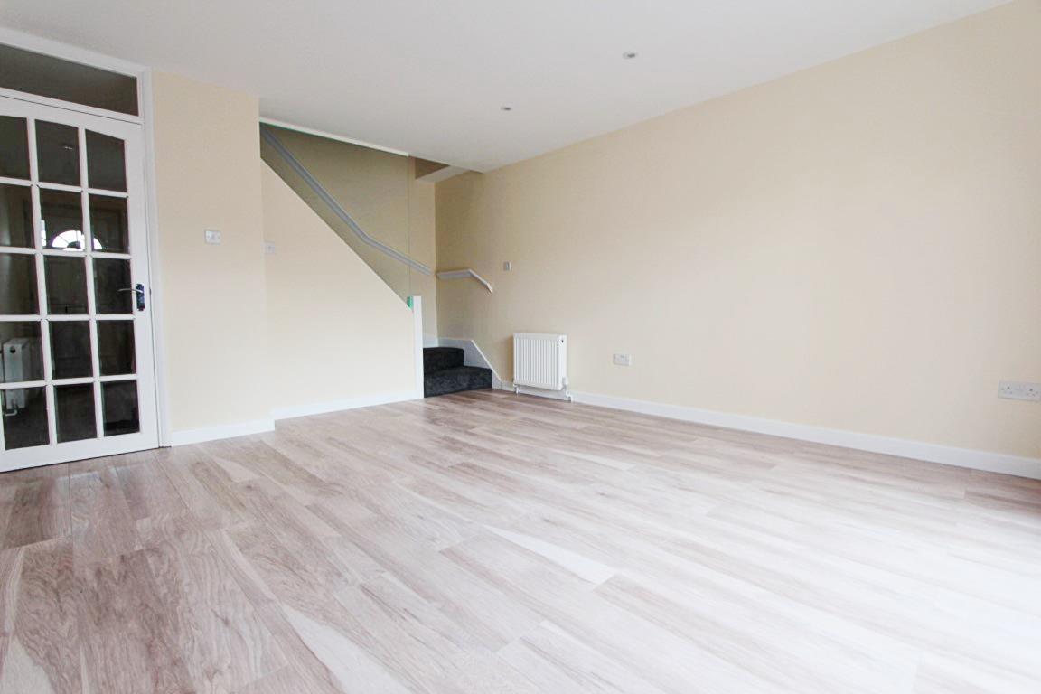 Property Image 8f53b61b-9f0c-4a92-915f-d99fb6541494