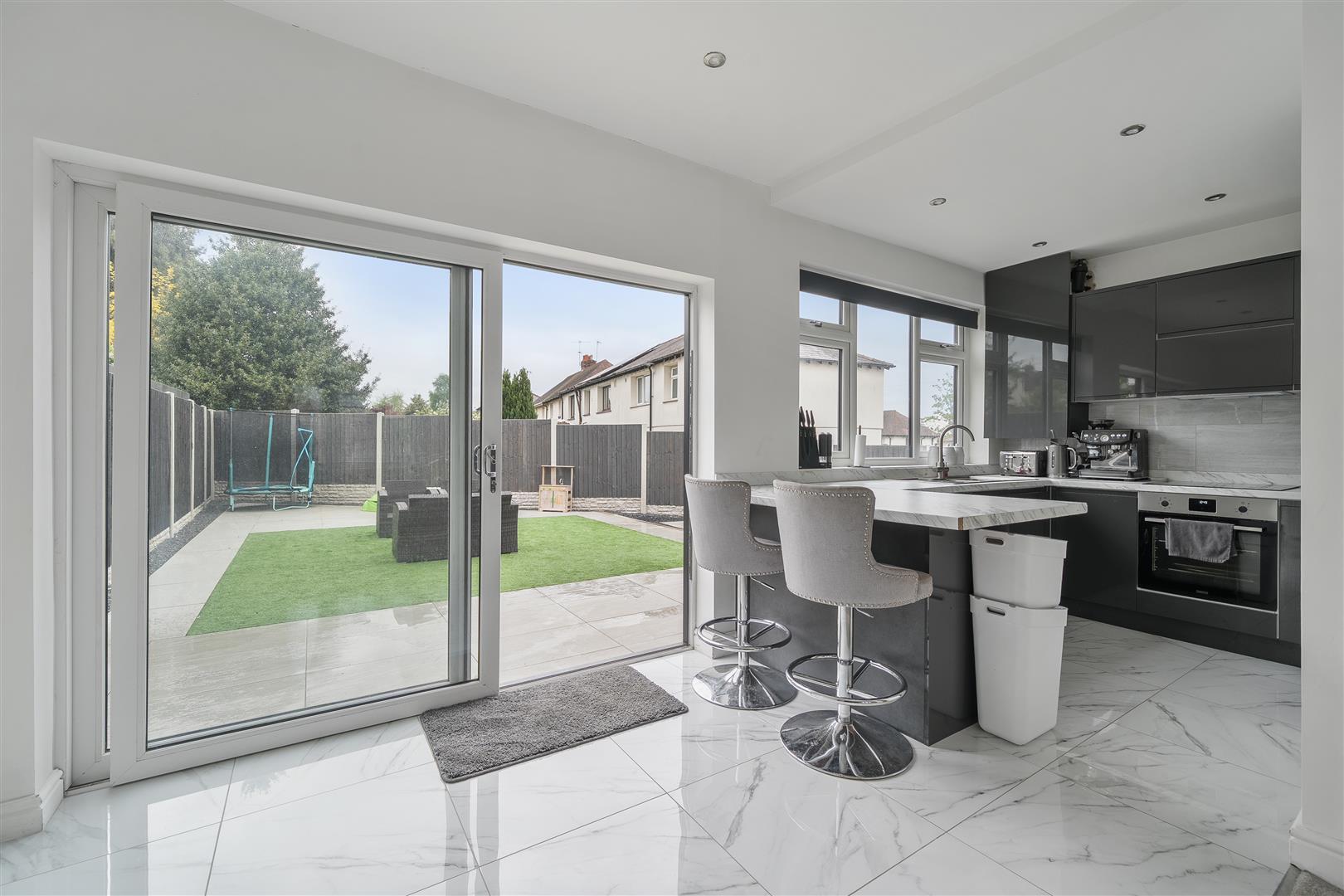 Property Image 8f55af37-019f-4b92-8419-7556b1cae729