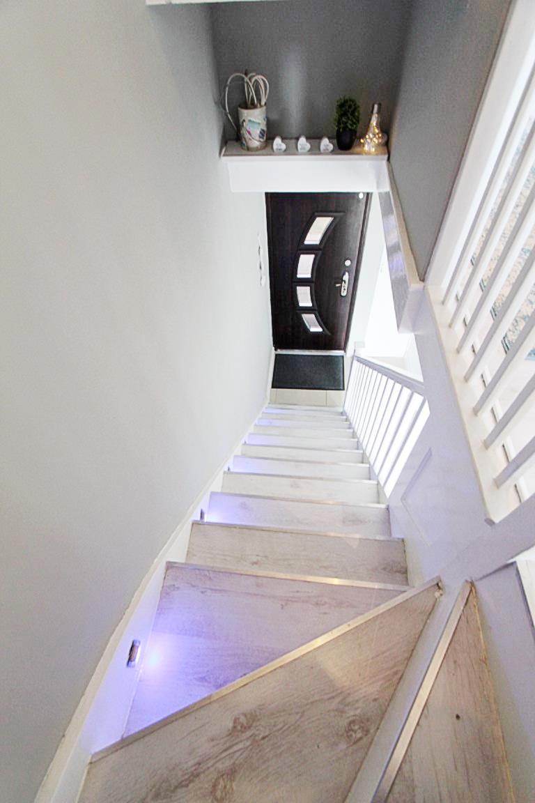 Property Image 8f6a4177-5771-4f66-9f6d-77696257651e