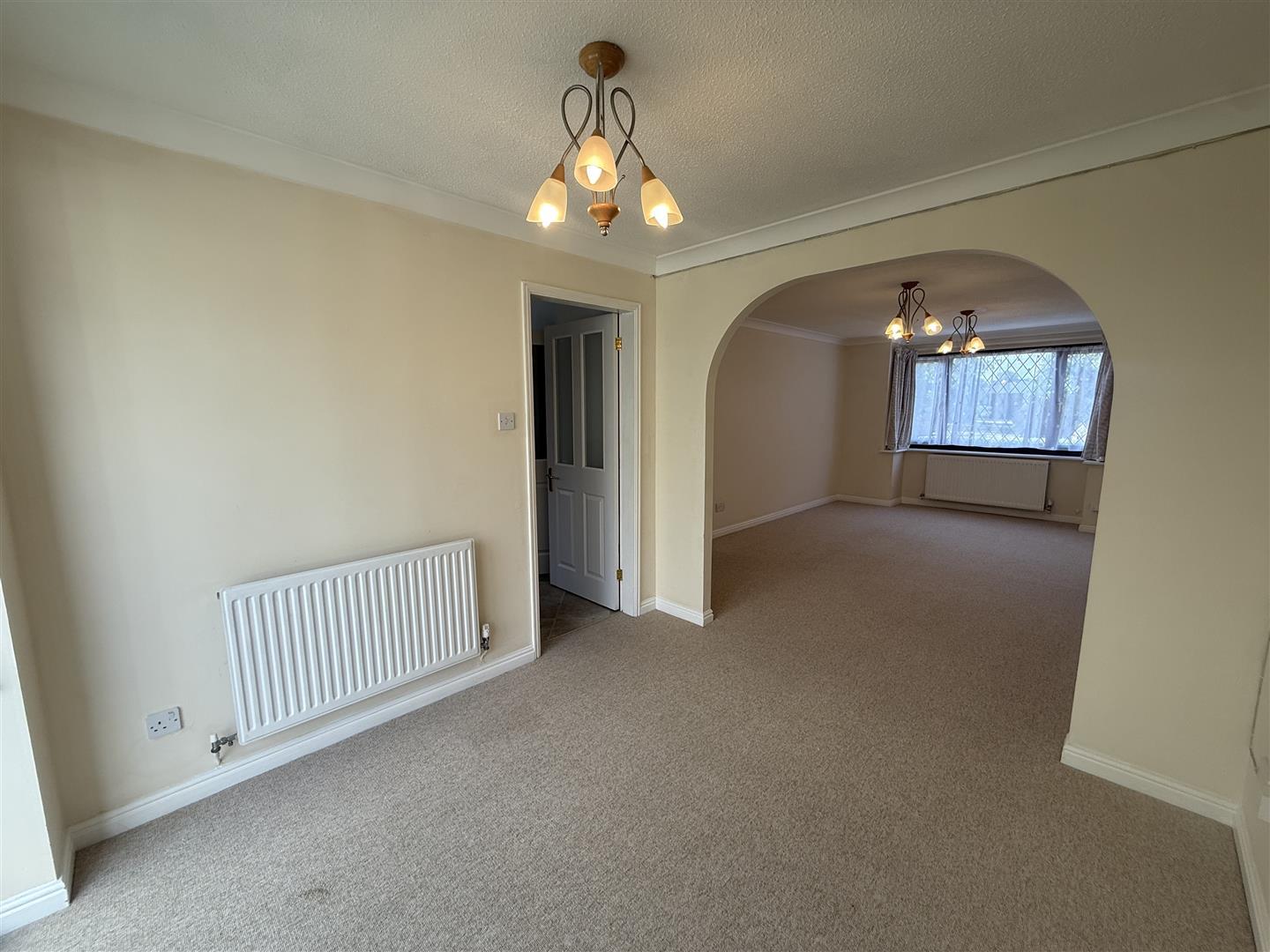 Property Image 8f6cc184-0807-4290-ad89-397986dab085
