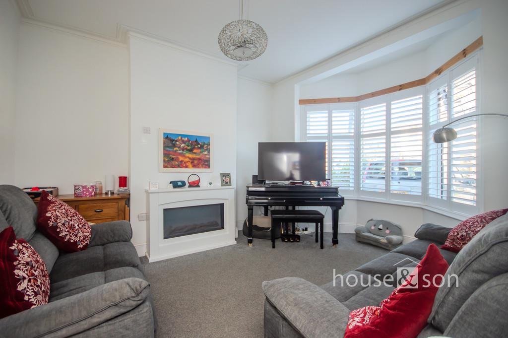 Property Image 8f84c2de-29d6-4422-821b-058b8cb591db