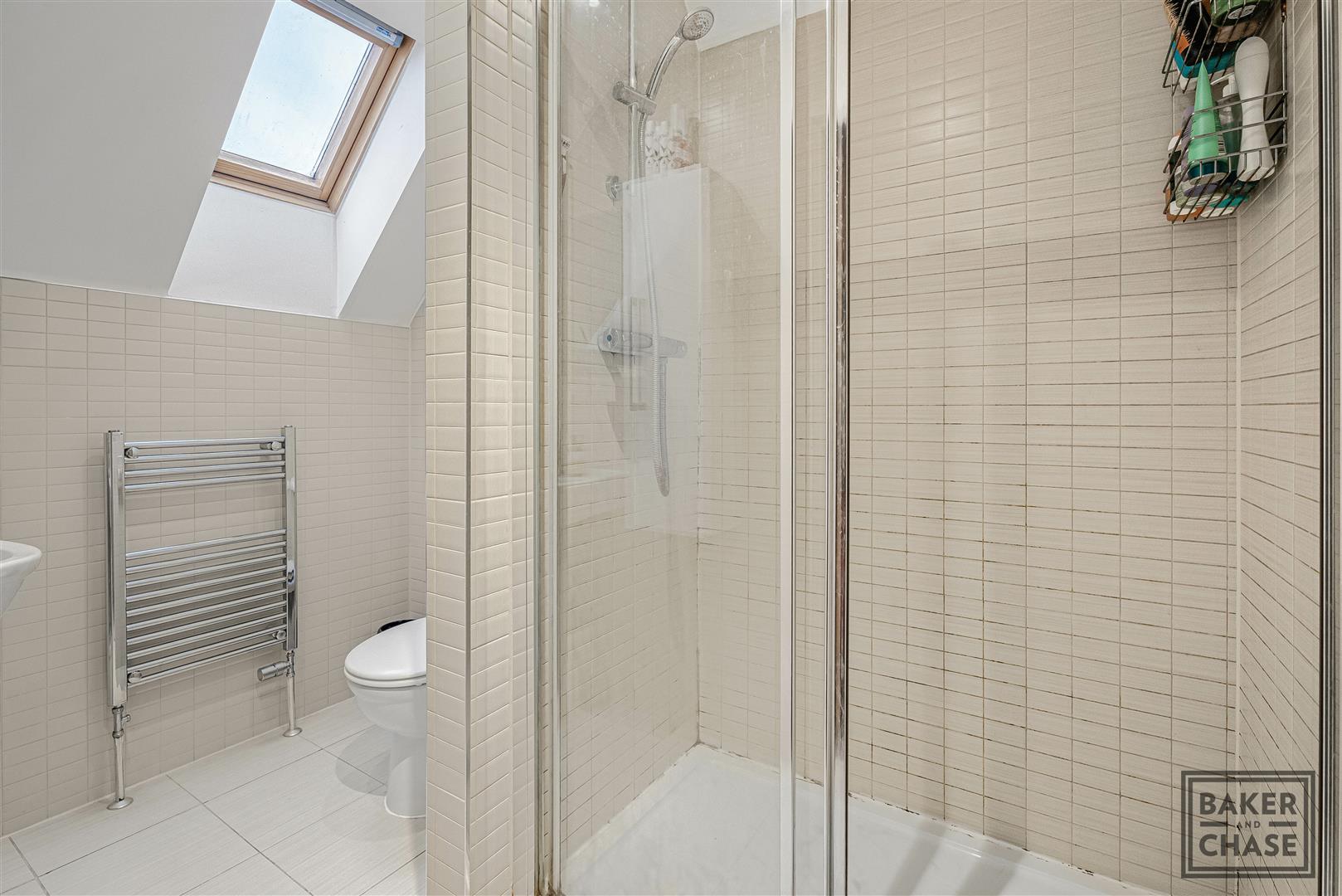 Property Image 8f85bb27-3942-4c51-9f6a-6646cbe5f4a6