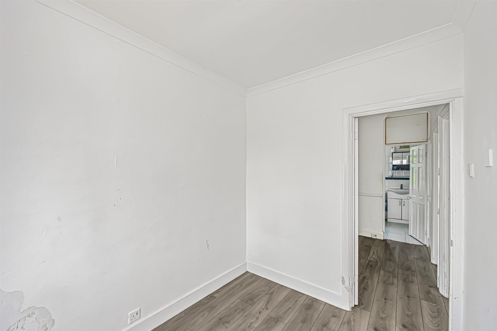 Property Image 8f924b80-9918-4ff3-b418-16cfc04794ab