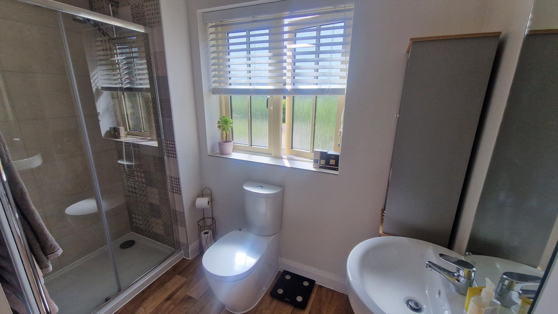 Property Image 8f9c9300-81c1-4cfc-8cc6-81086291aa5d