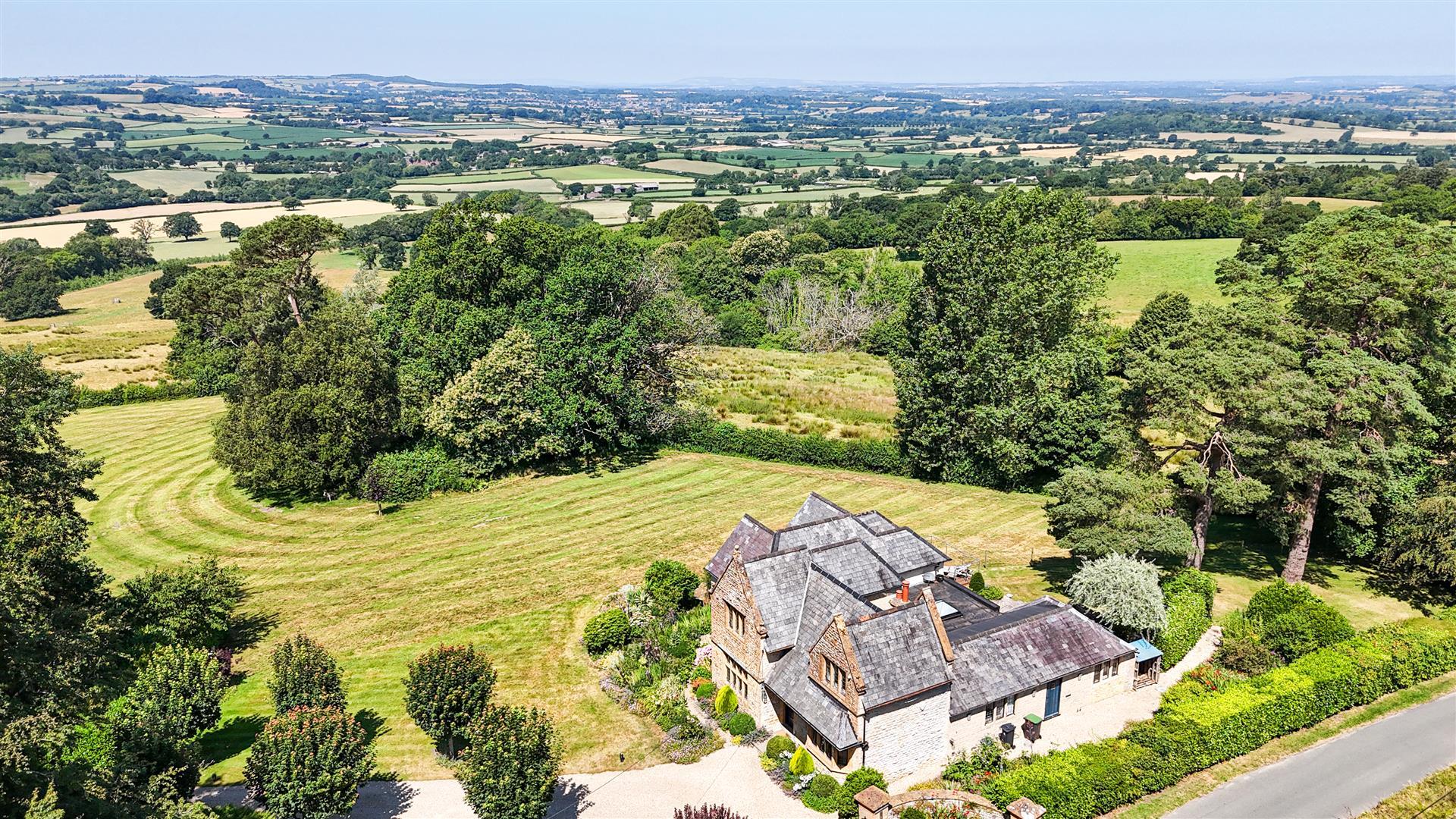 Property Image 8f9f1dbe-7238-416c-86d3-49e900f73887