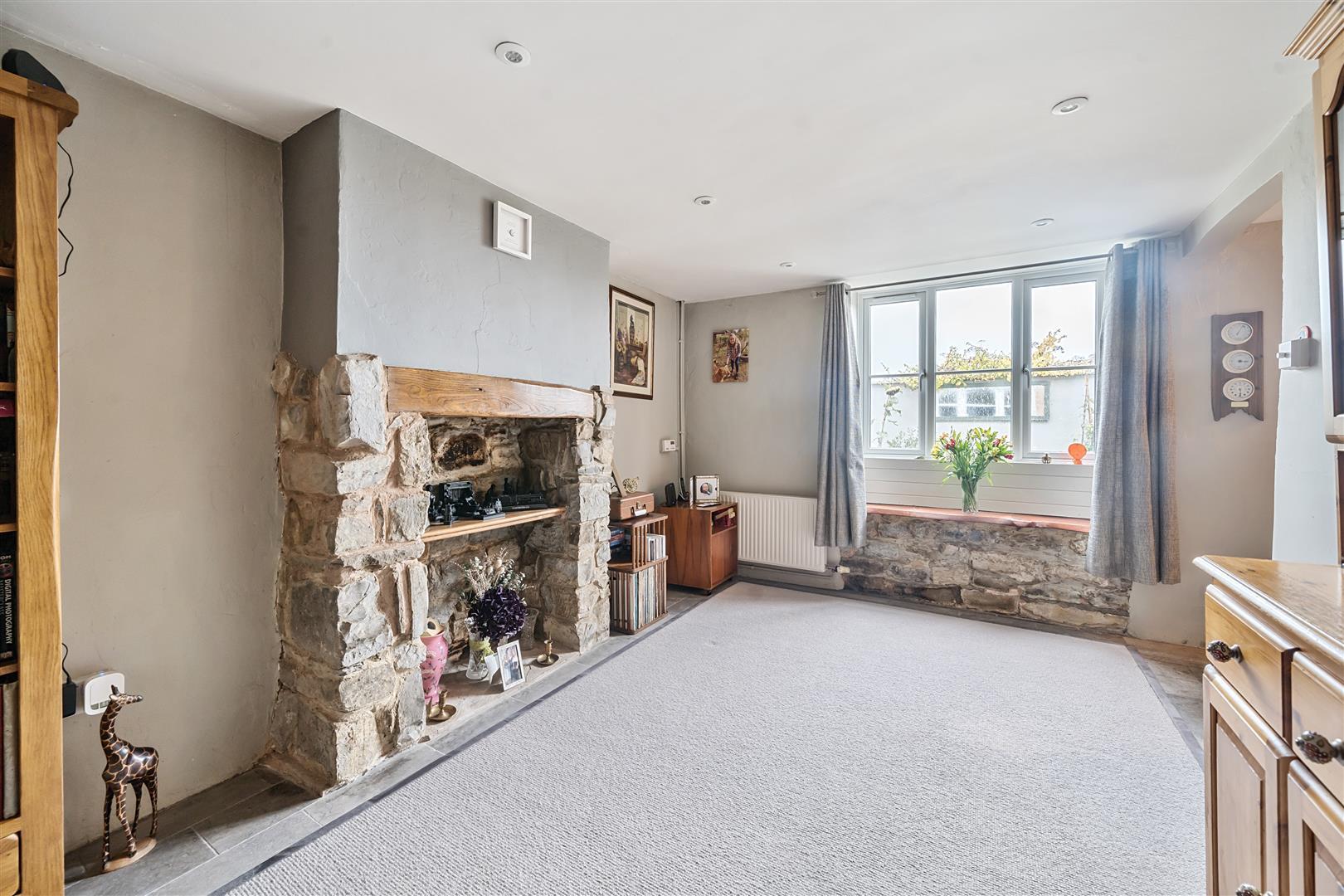 Property Image 8fa1df6e-0146-4877-b105-2cabf418713f